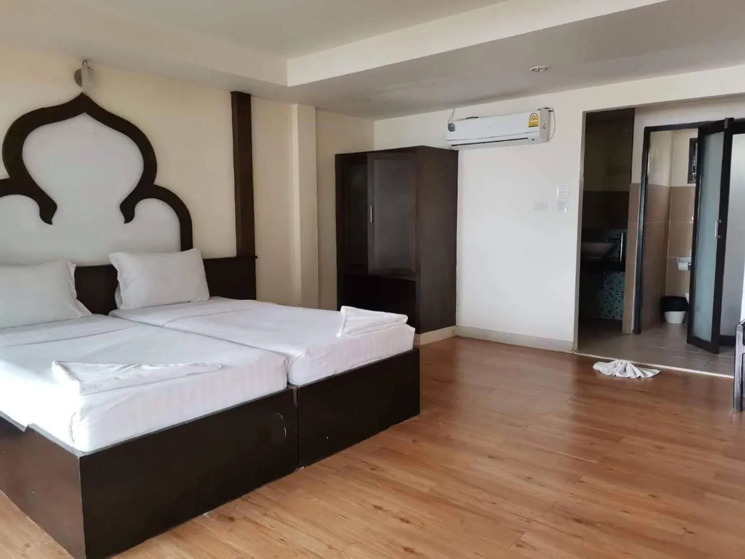 Bedroom, Bed in Siam Beach Resort