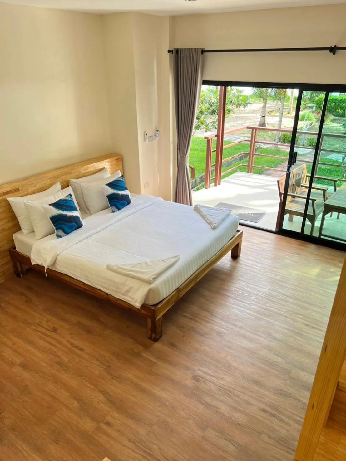 Bed in Siam Beach Resort