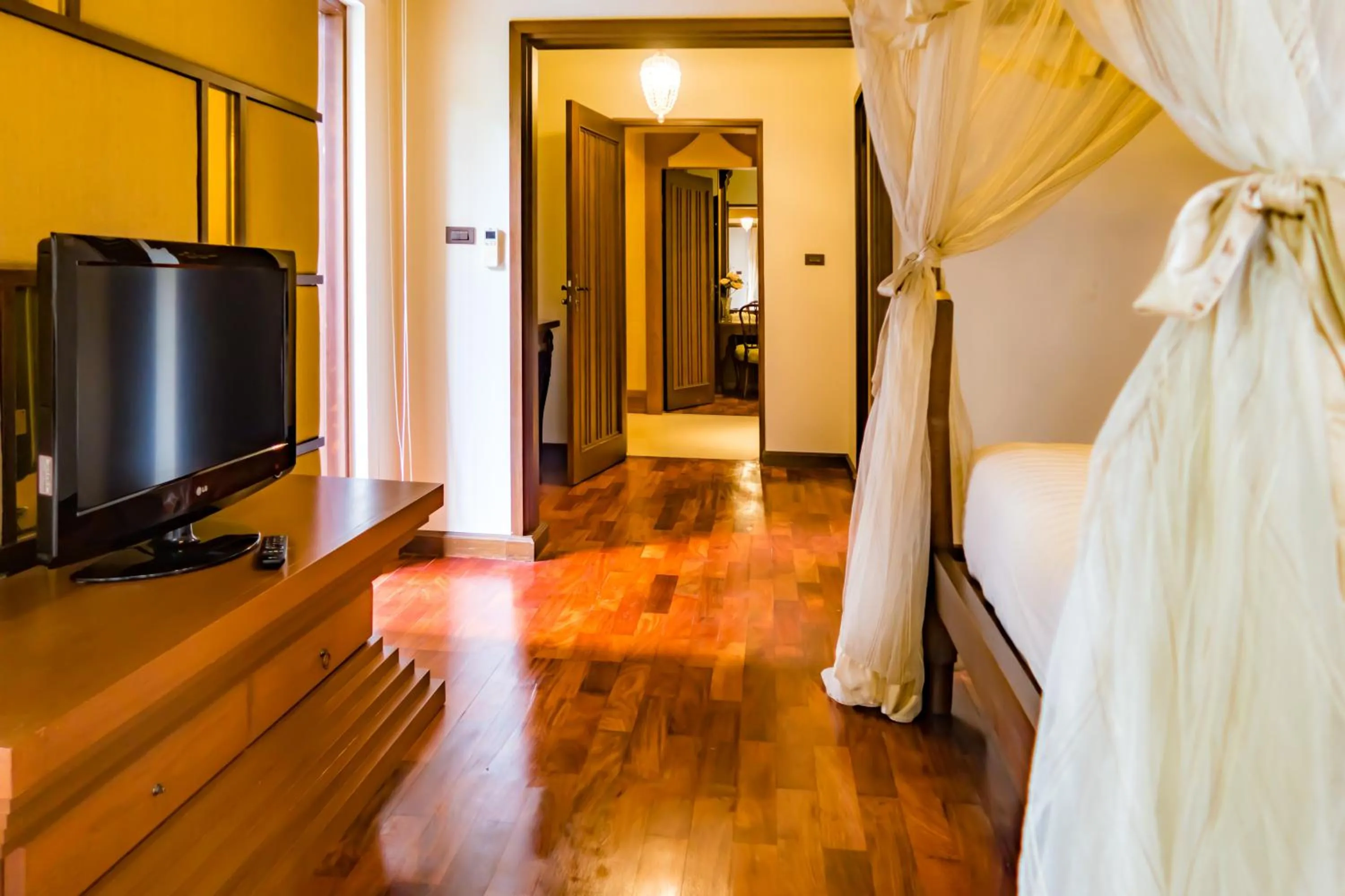 TV and multimedia, Bed in Pawanthorn Samui - SHA Plus