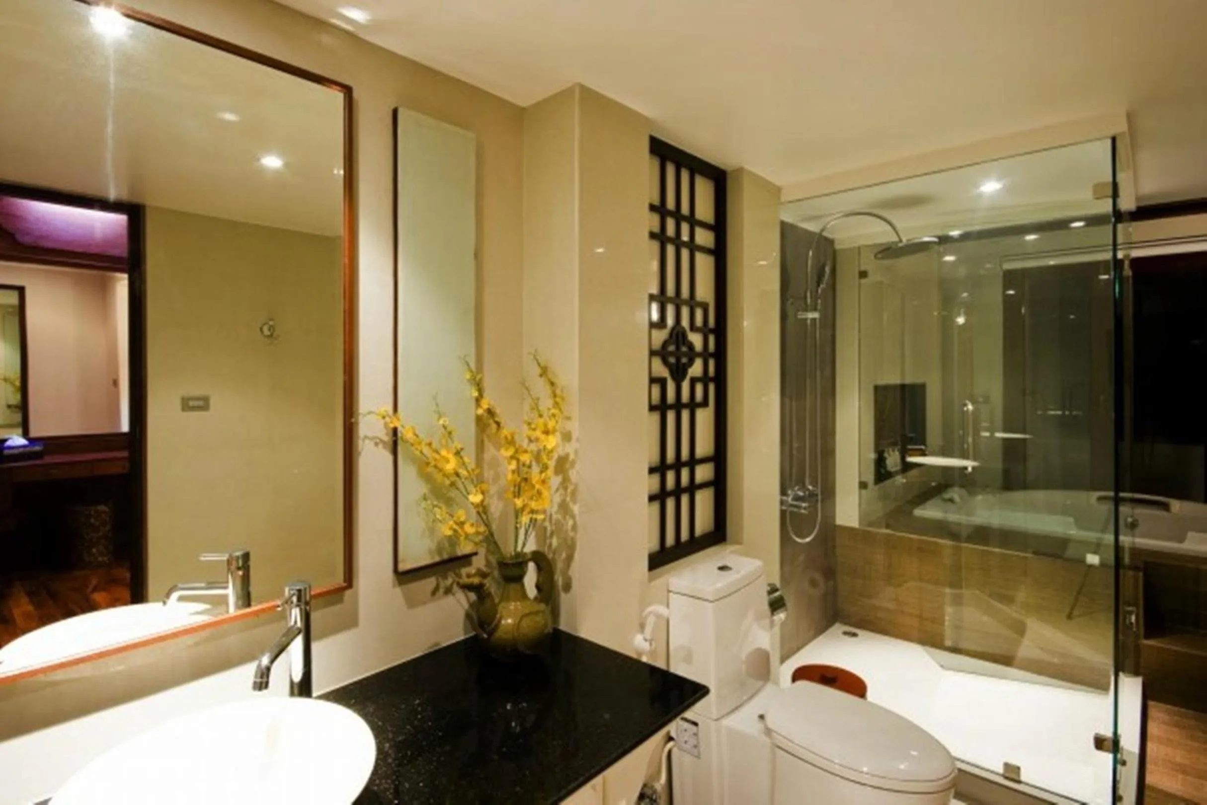 Bathroom in Pawanthorn Samui - SHA Plus