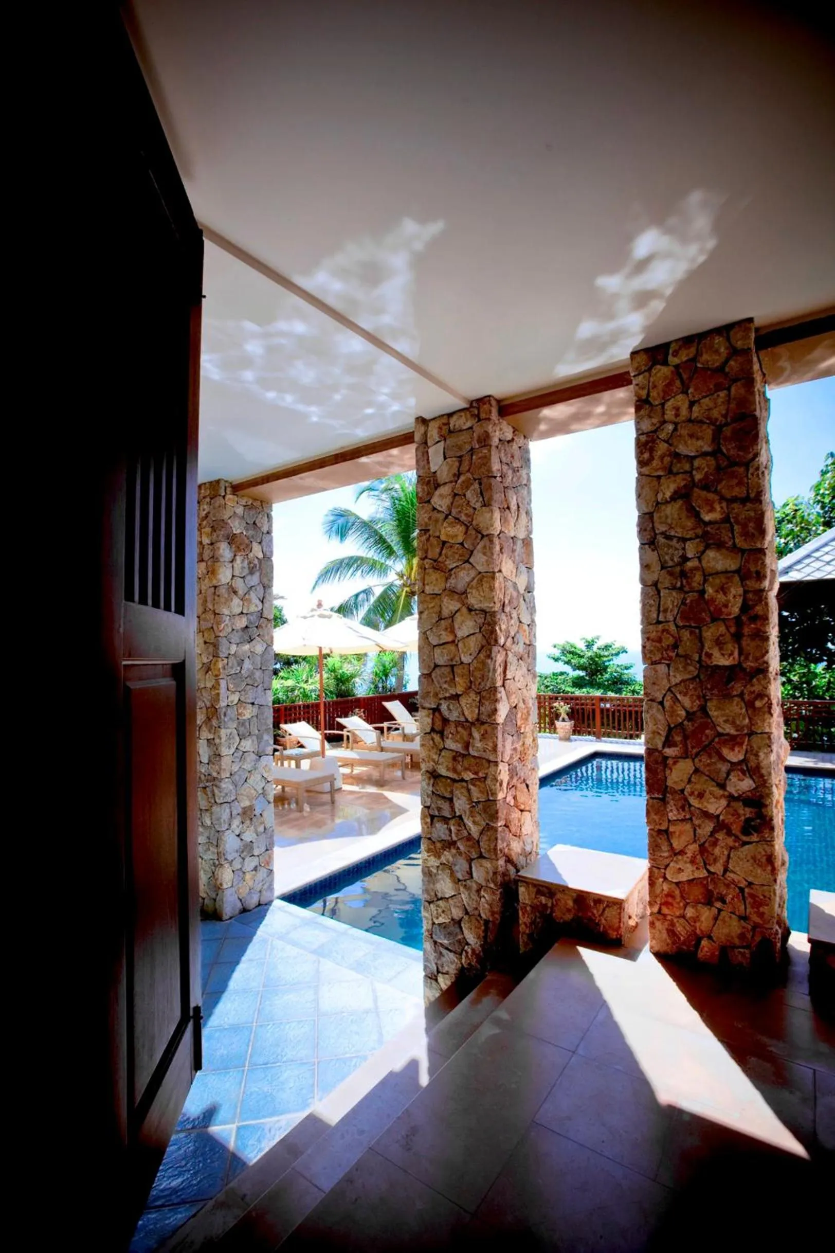 Swimming pool in Pawanthorn Samui - SHA Plus