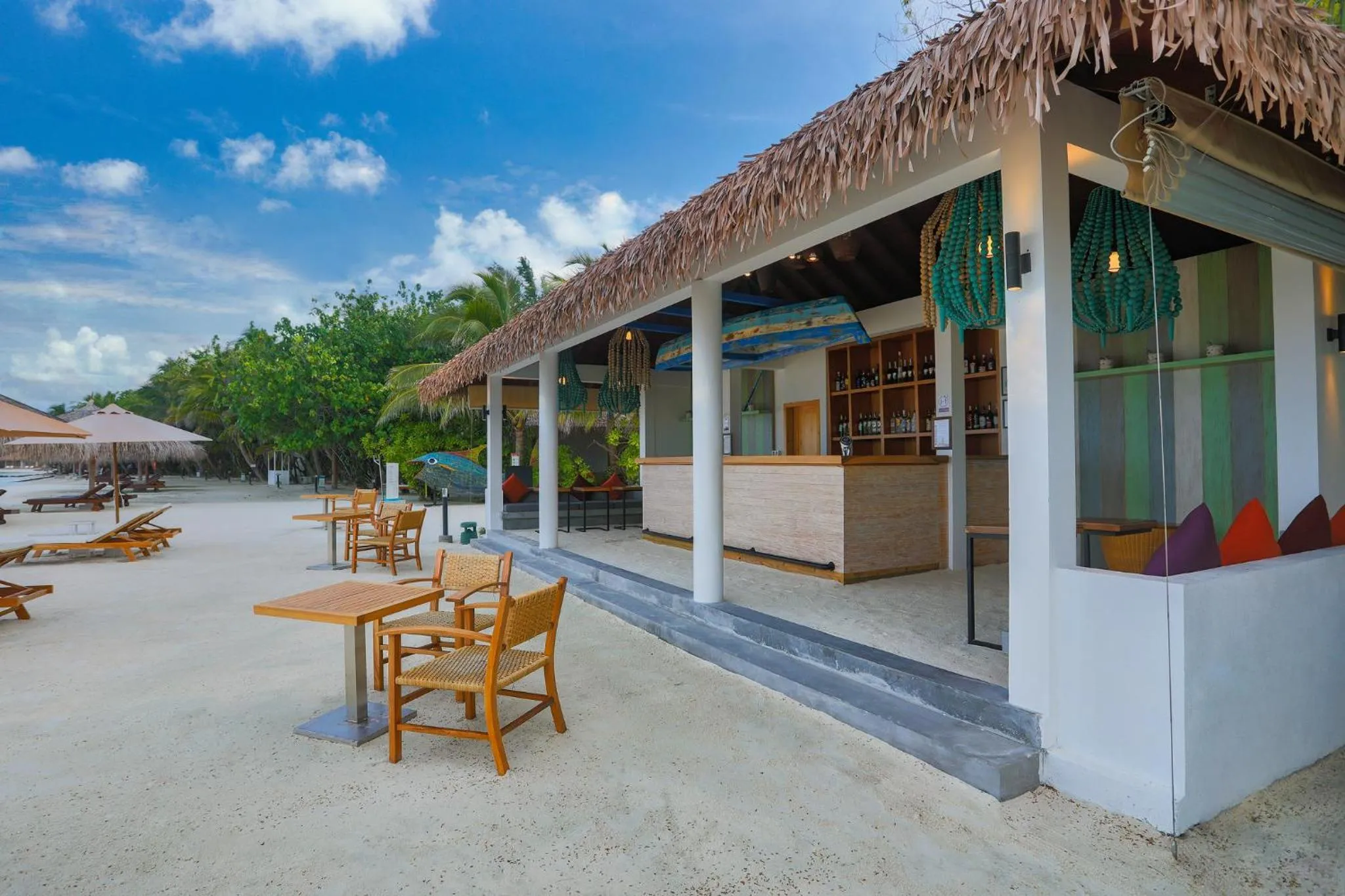 Lounge or bar in Cinnamon Dhonveli Maldives