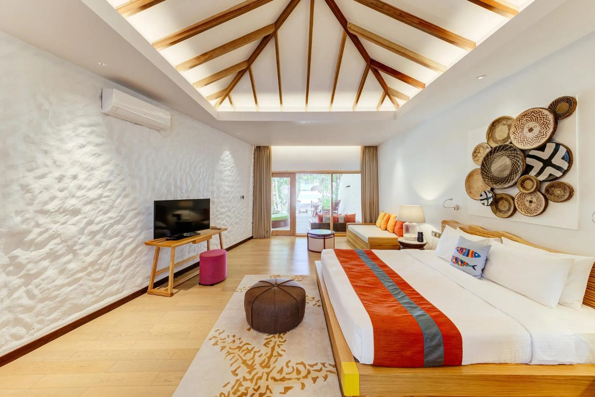 TV and multimedia, Bed in Cinnamon Dhonveli Maldives - Free One-Way Speedboat and 02 Kids Under 12 Stay & Dine Free