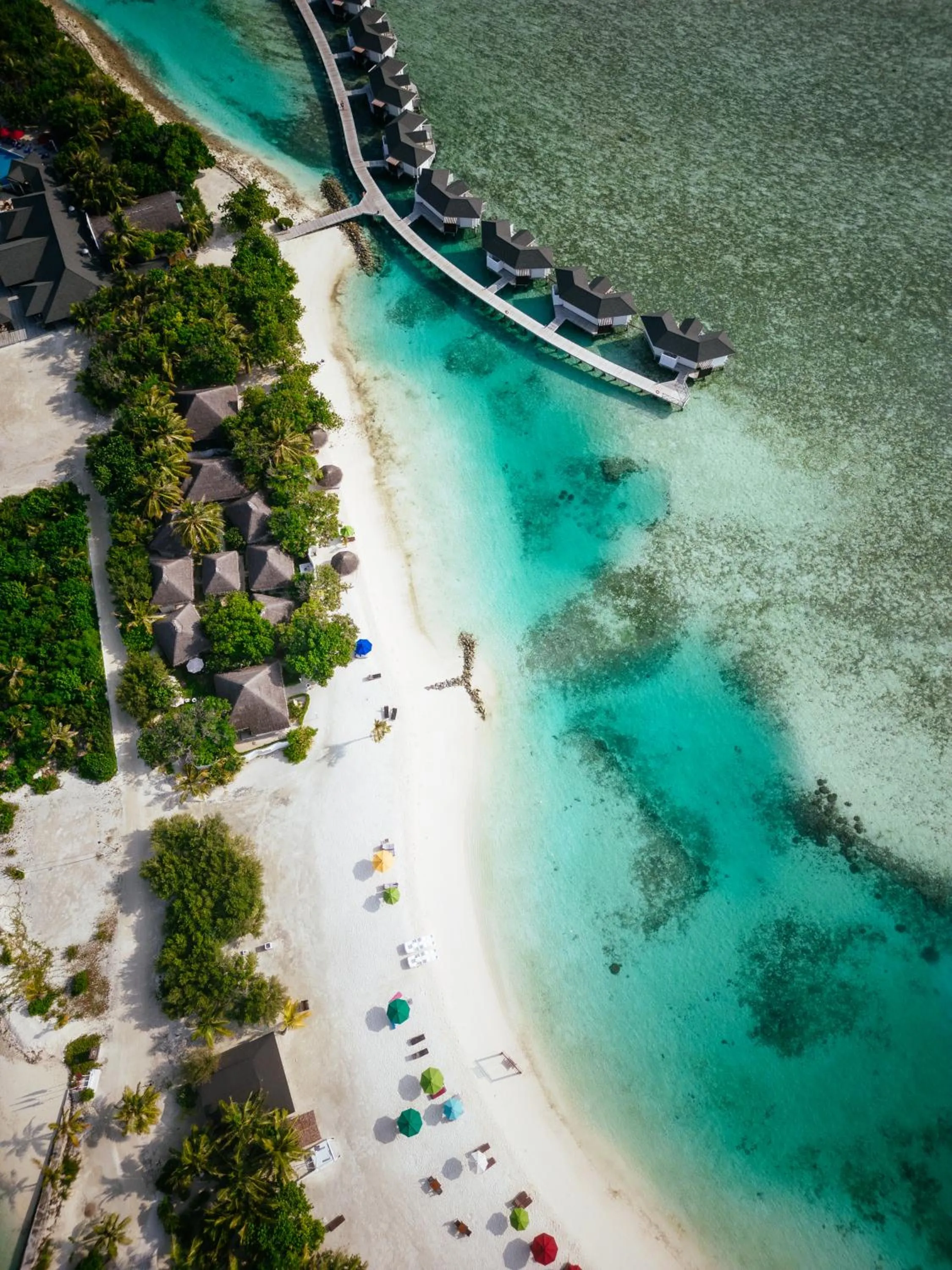 Property building in Cinnamon Dhonveli Maldives - Free One-Way Speedboat and 02 Kids Under 12 Stay & Dine Free