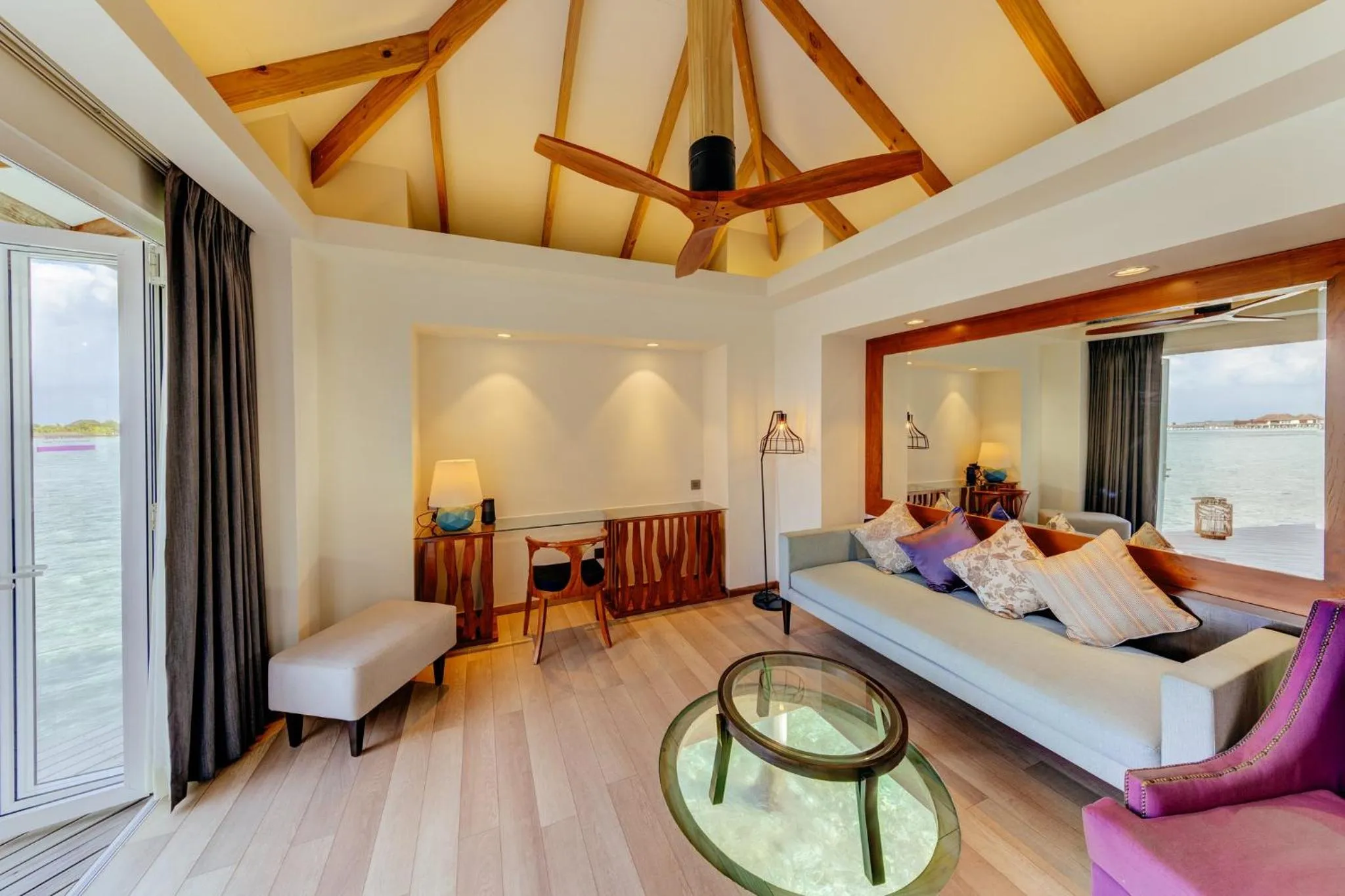 Living room, Bed in Cinnamon Dhonveli Maldives
