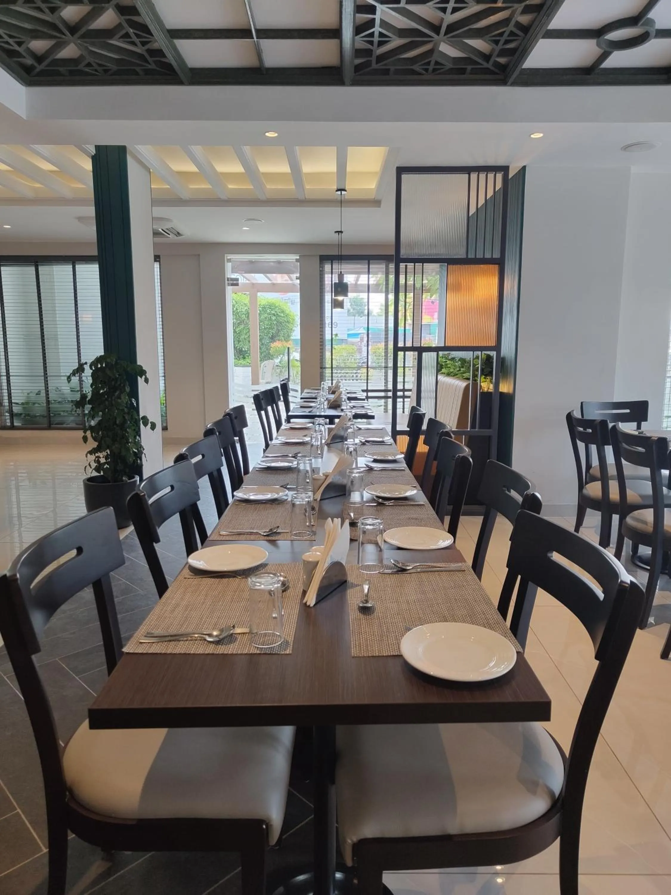 Restaurant/places to eat in Abad Fort