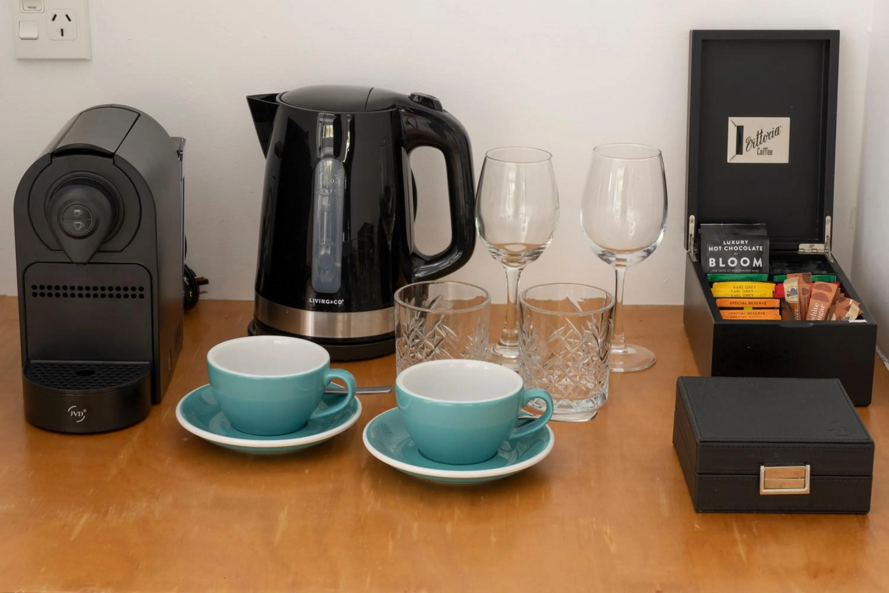 Coffee/tea facilities in The Portage Resort