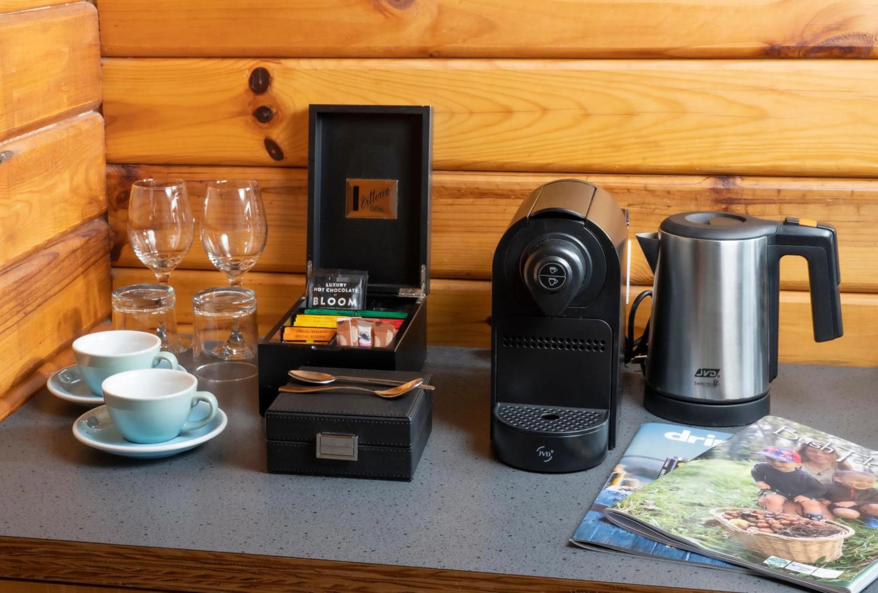 Coffee/tea facilities in The Portage Resort