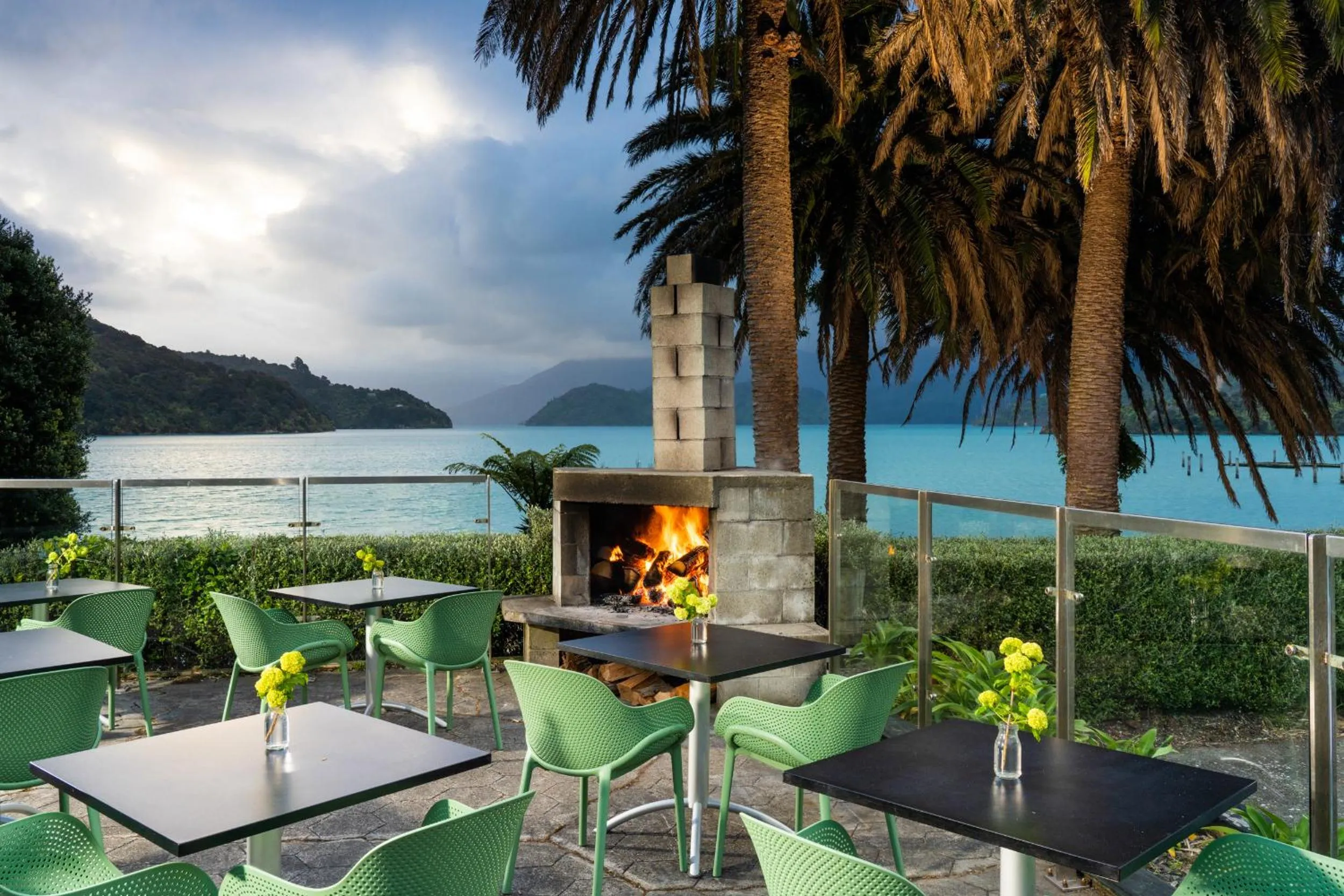 Restaurant/places to eat in The Portage Resort