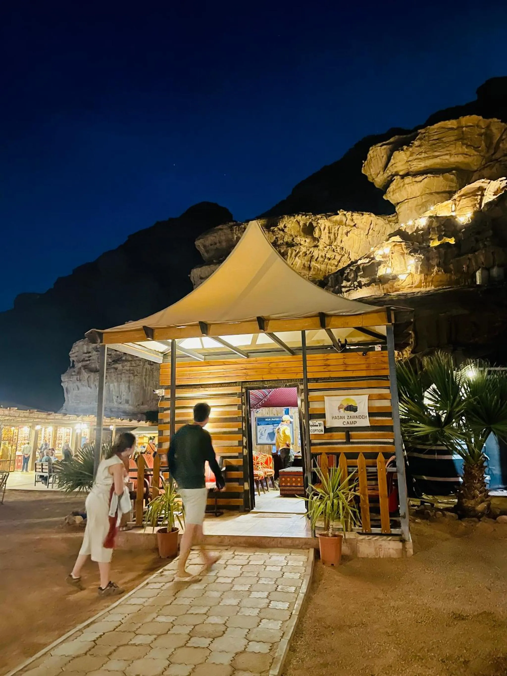 Lobby or reception in Hasan Zawaideh Camp