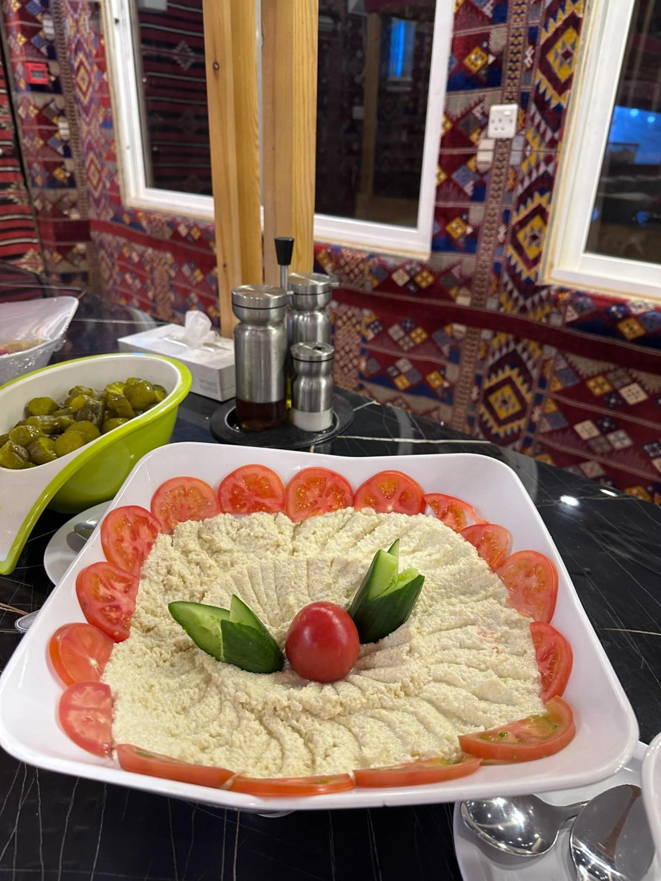 Food in Hasan Zawaideh Camp