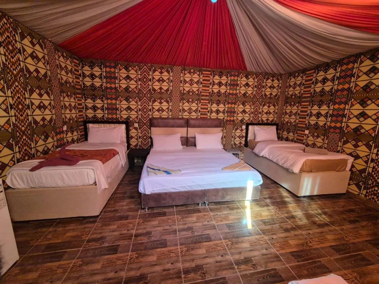 Bedroom, Bed in Hasan Zawaideh Camp