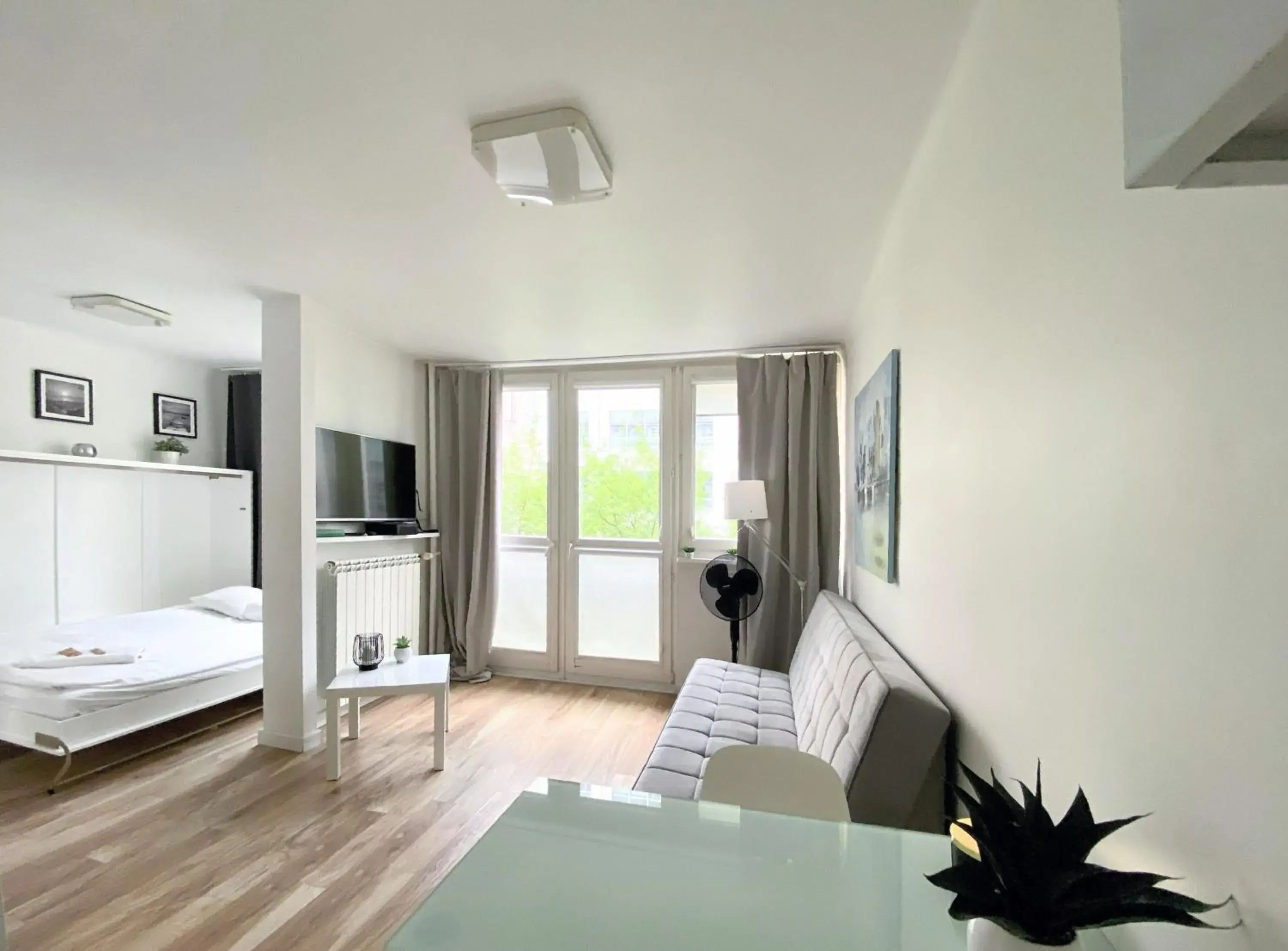 Warsaw Concierge Rondo ONZ Warsaw Concierge Rondo ONZ