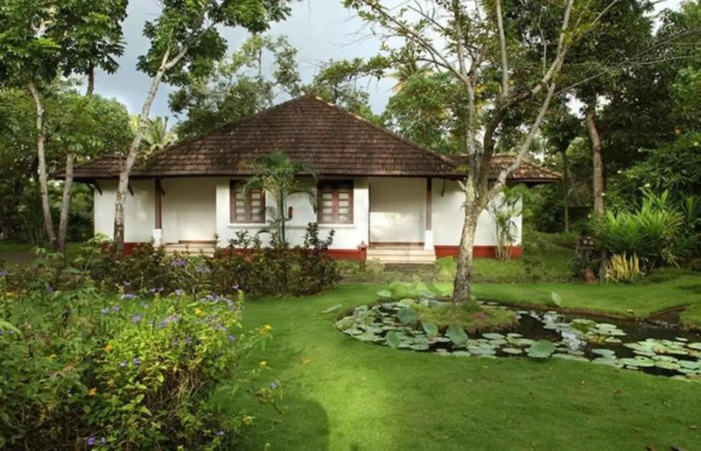 Garden view in Abad Turtle Beach