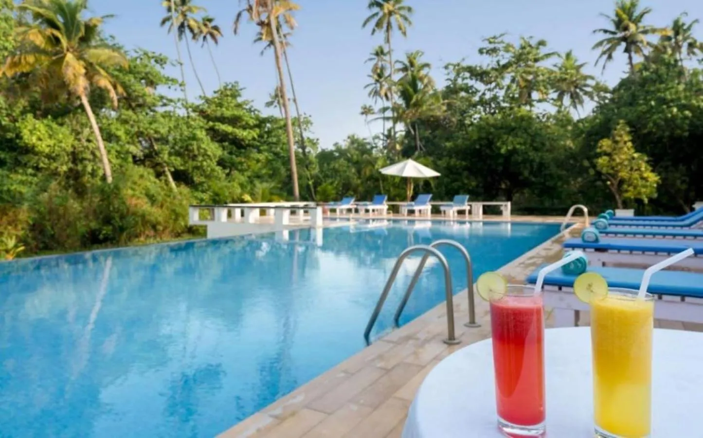 Swimming pool in Abad Turtle Beach