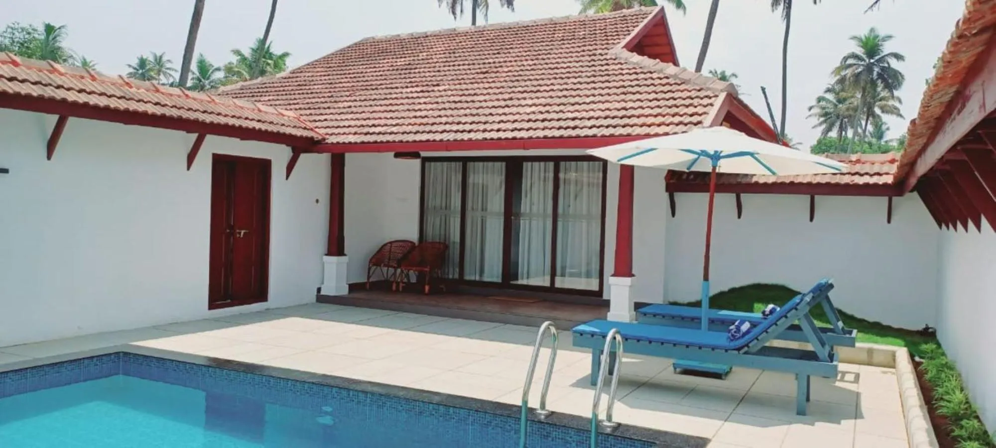 Swimming pool in Abad Turtle Beach