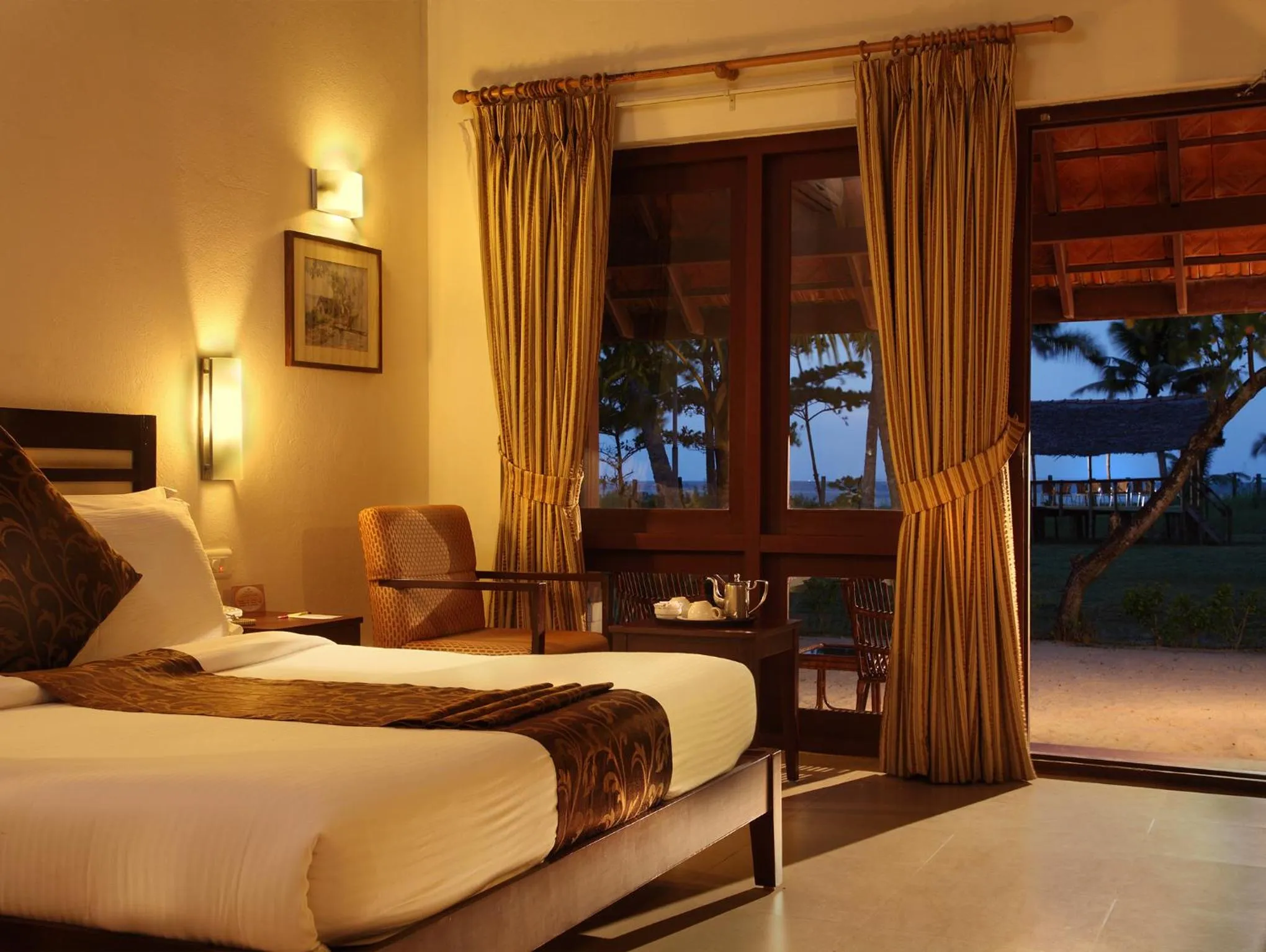 Bedroom, Bed in Abad Turtle Beach