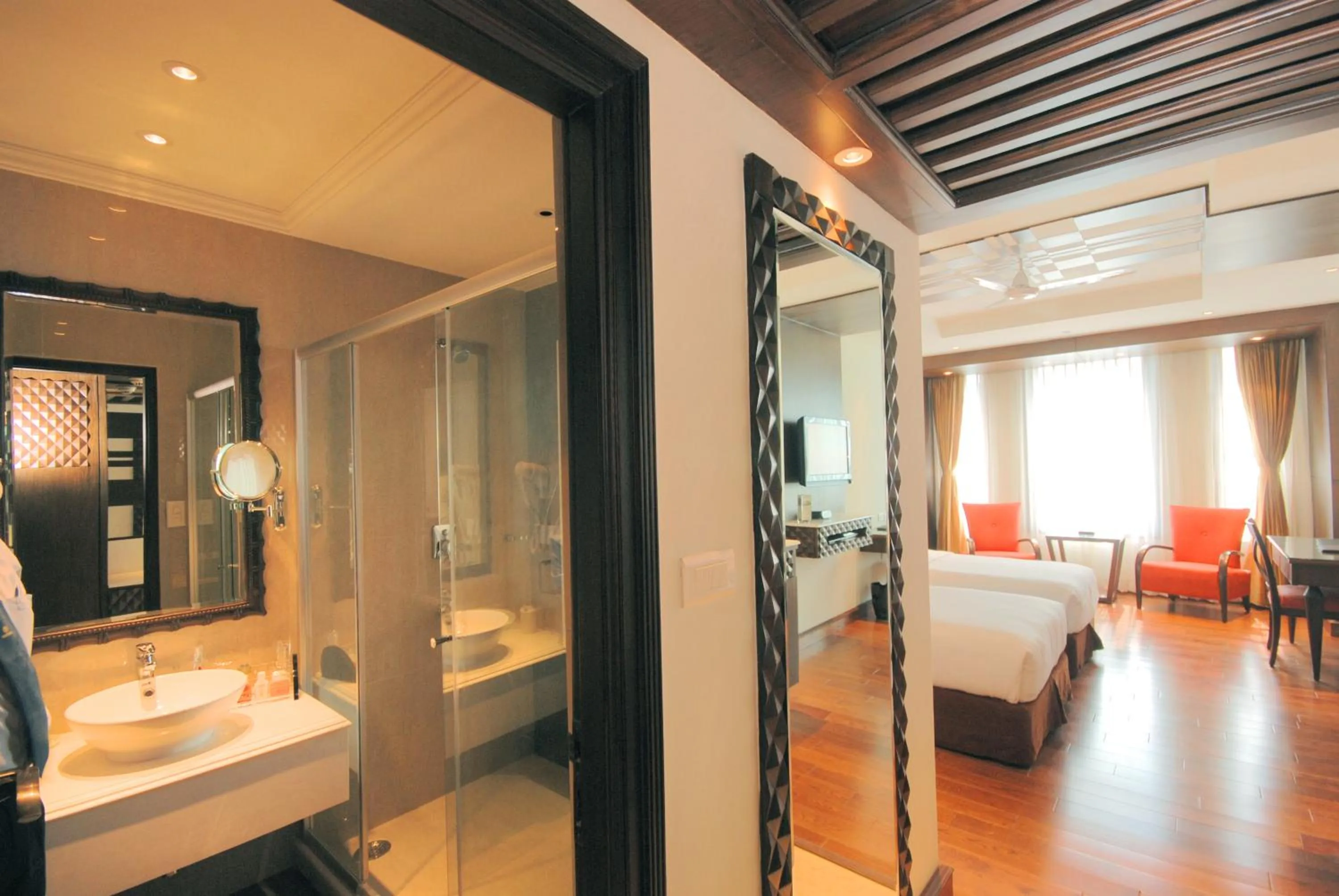 Bedroom, Bed in Mayfair Convention