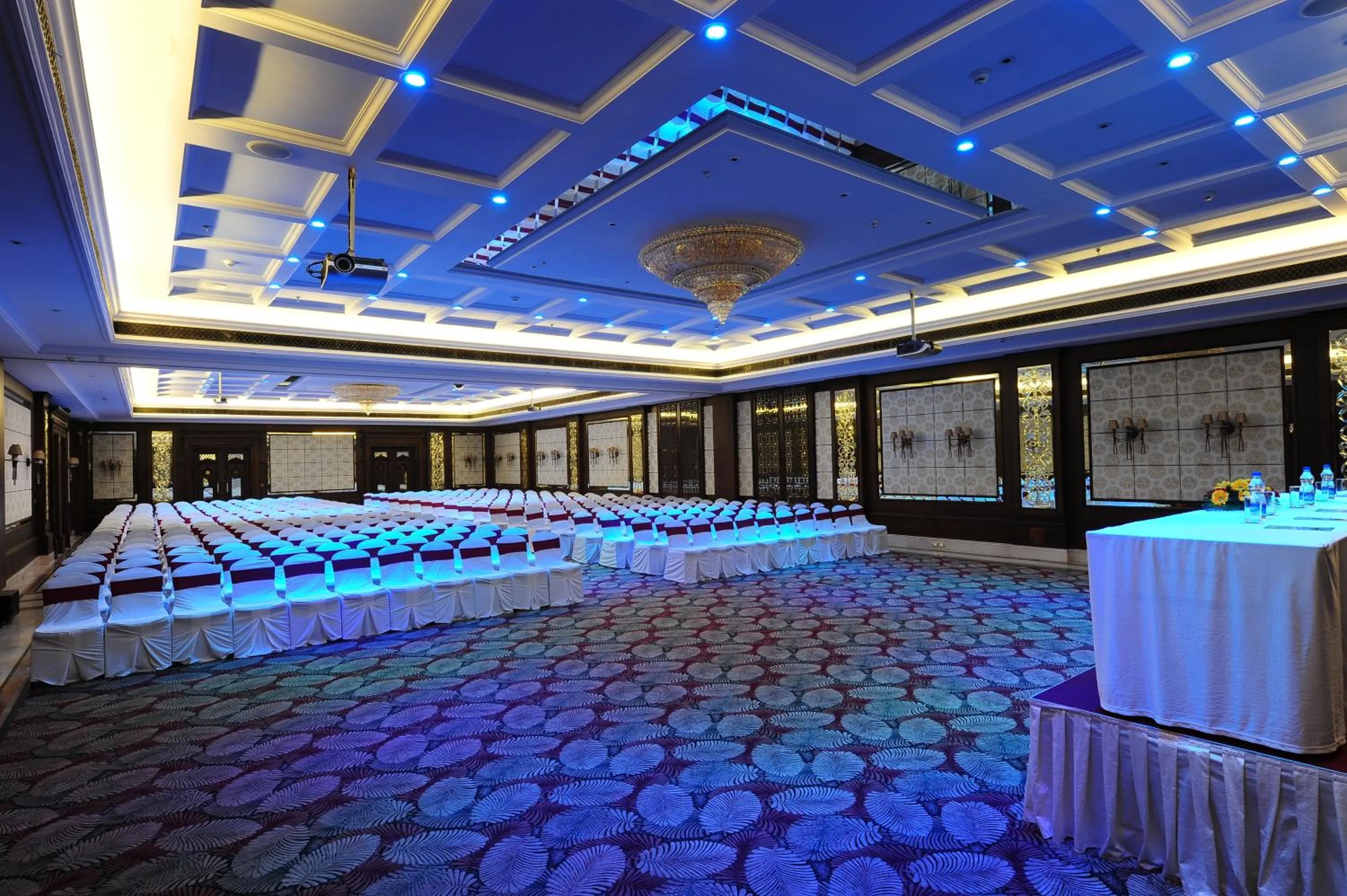 Banquet/Function facilities in Mayfair Convention