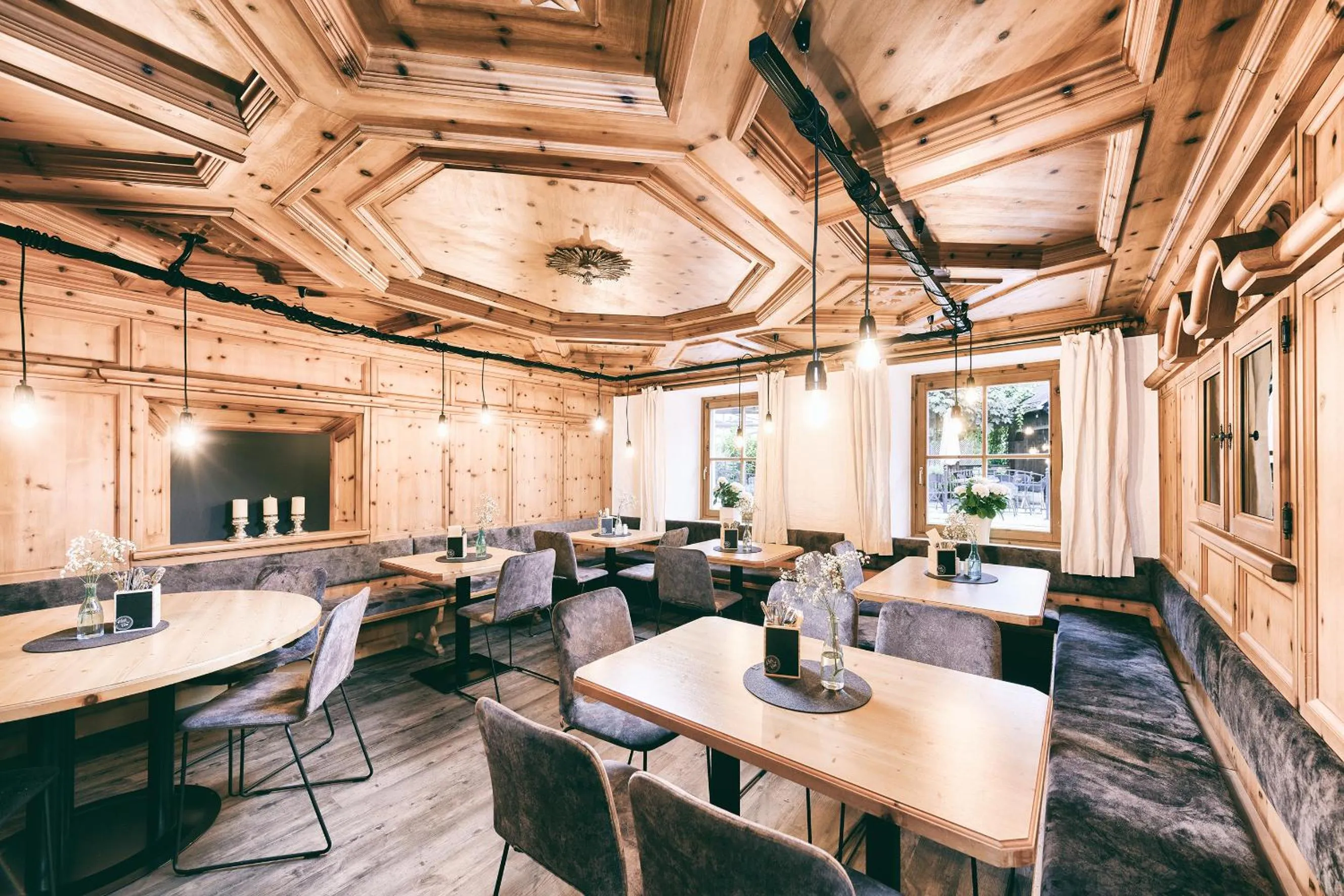 Restaurant/places to eat in Berg-Leben