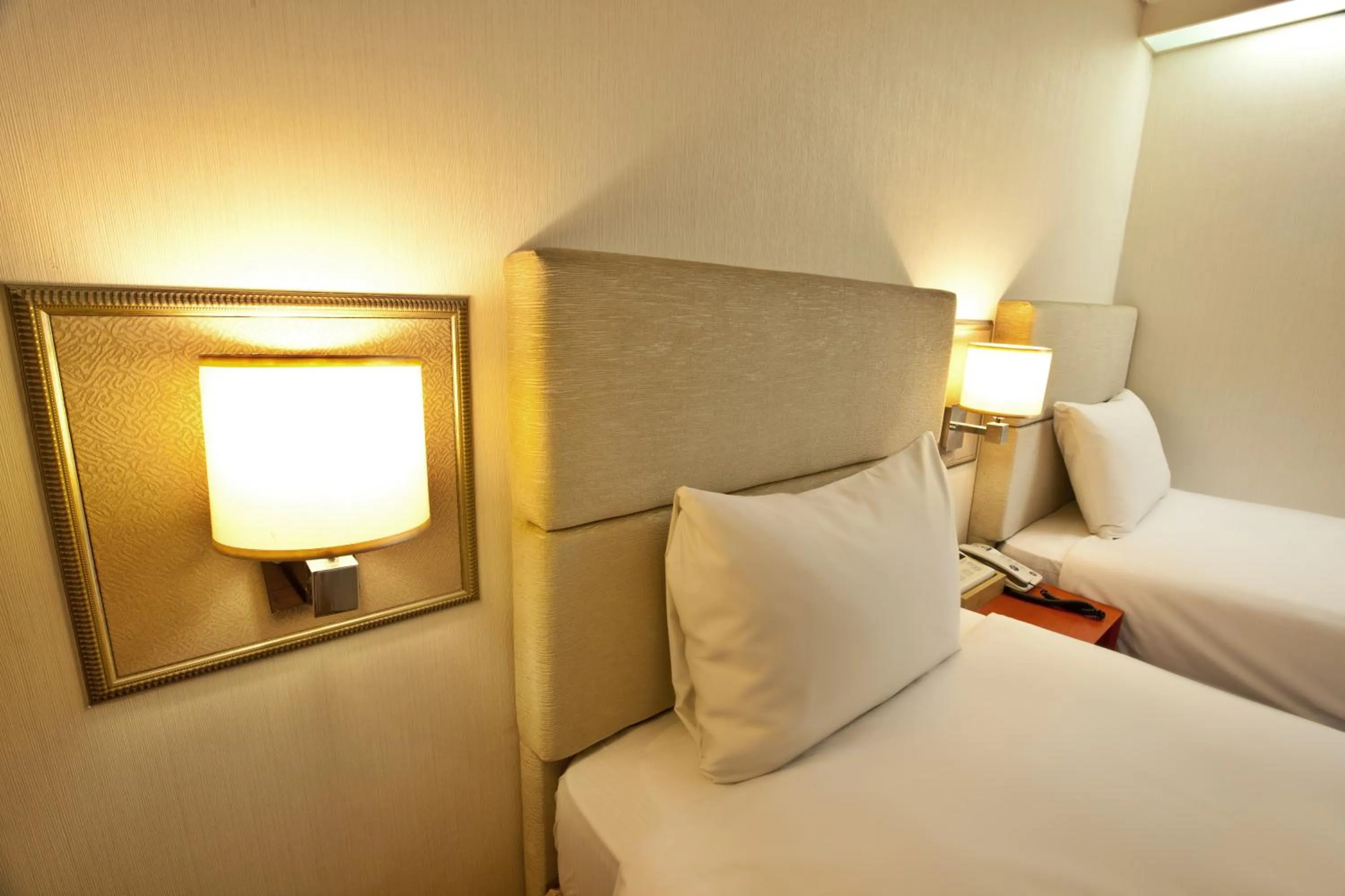 Photo of the whole room, Bed in Hotel Prince Seoul