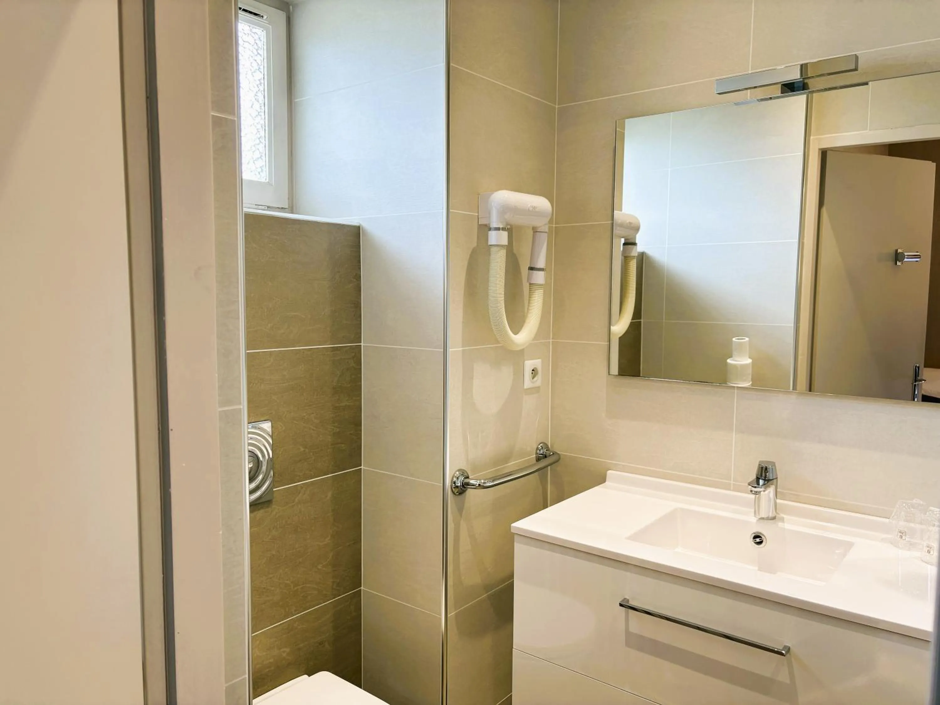 Logis Hôtel Beau Site