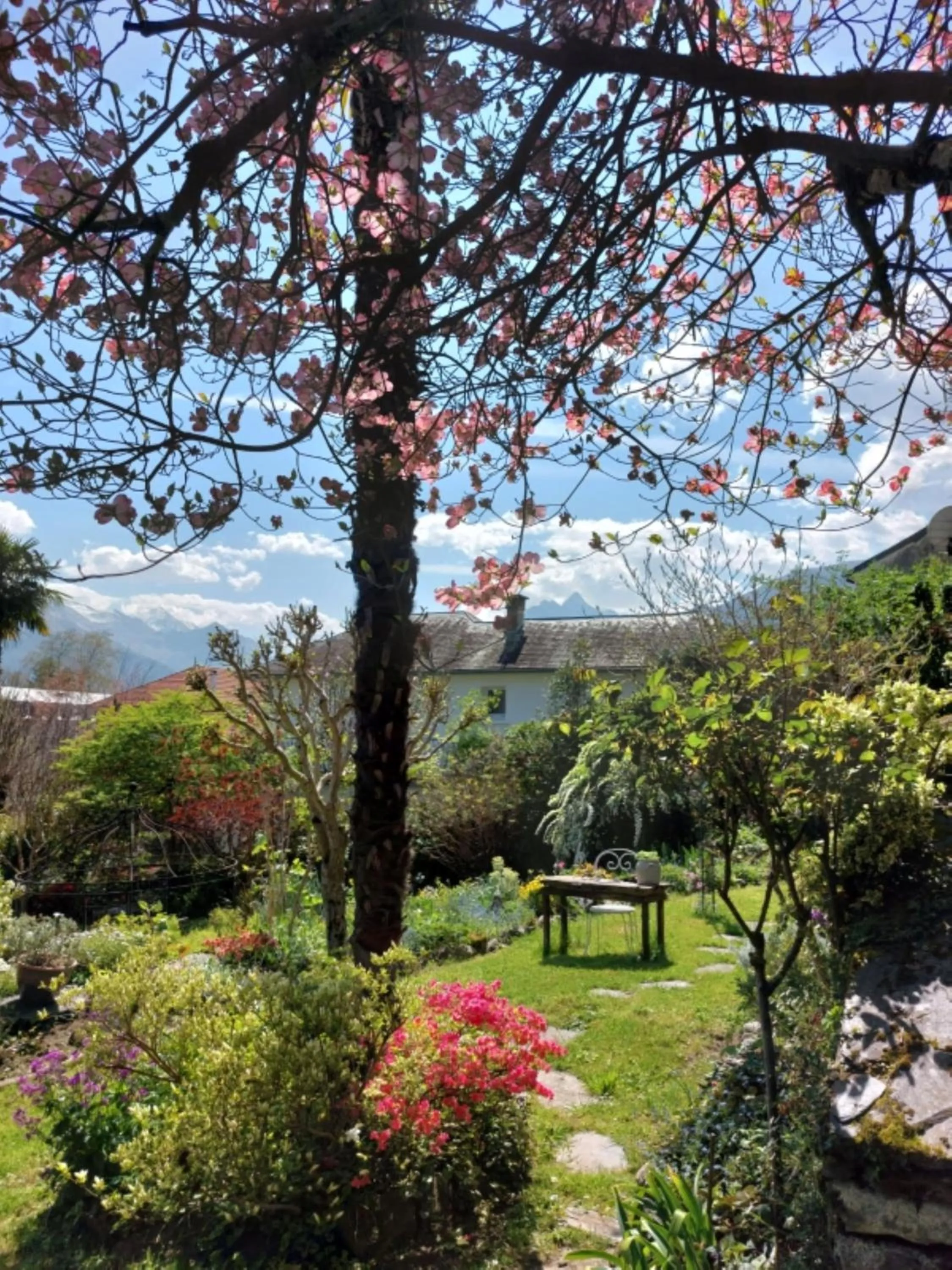 Logis Hôtel Beau Site