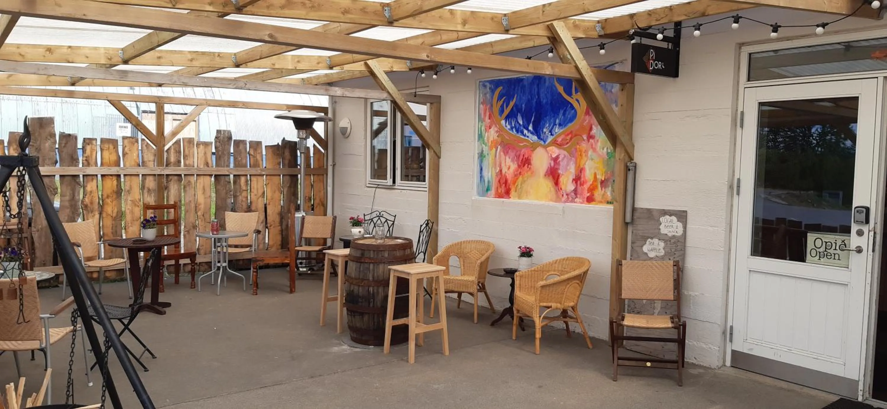 Patio in Tehúsið Hostel