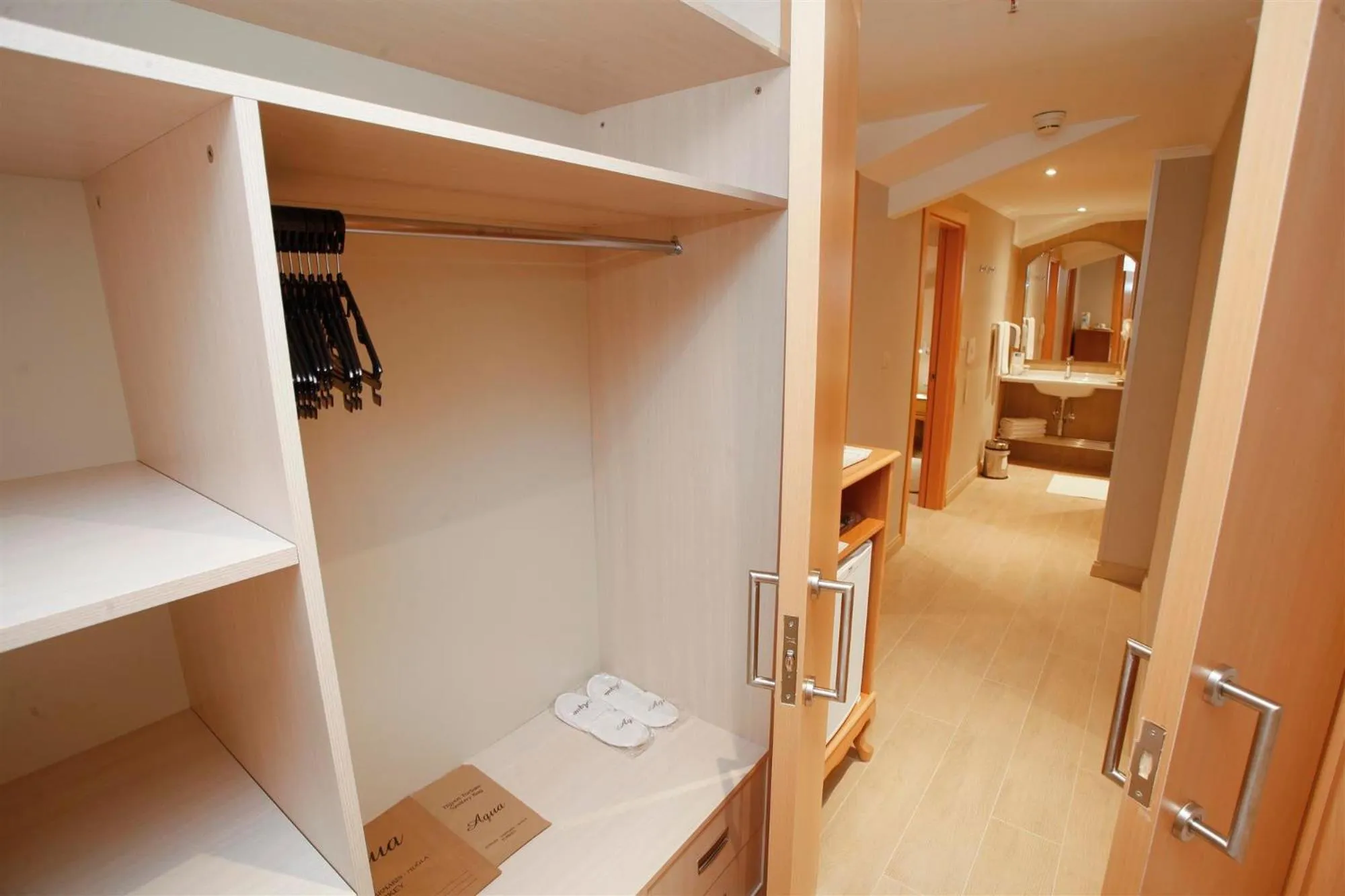 wardrobe in Hotel Aqua