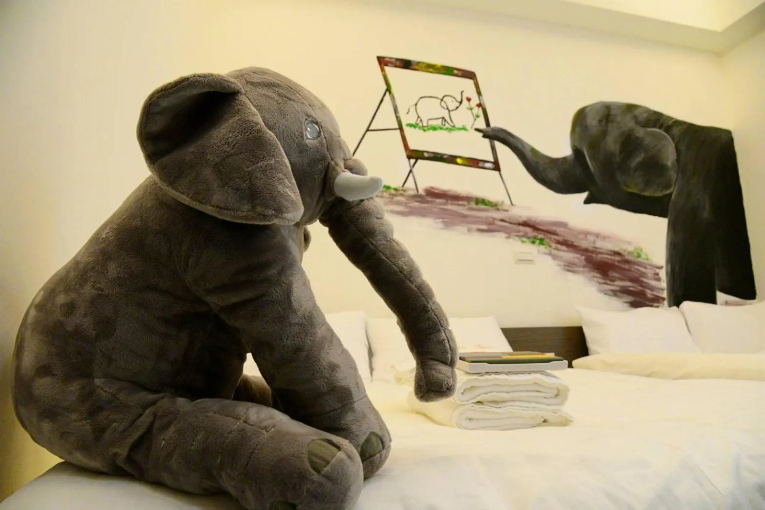 Bedroom, Bed in Tiin Tinn - Rivershore B&B