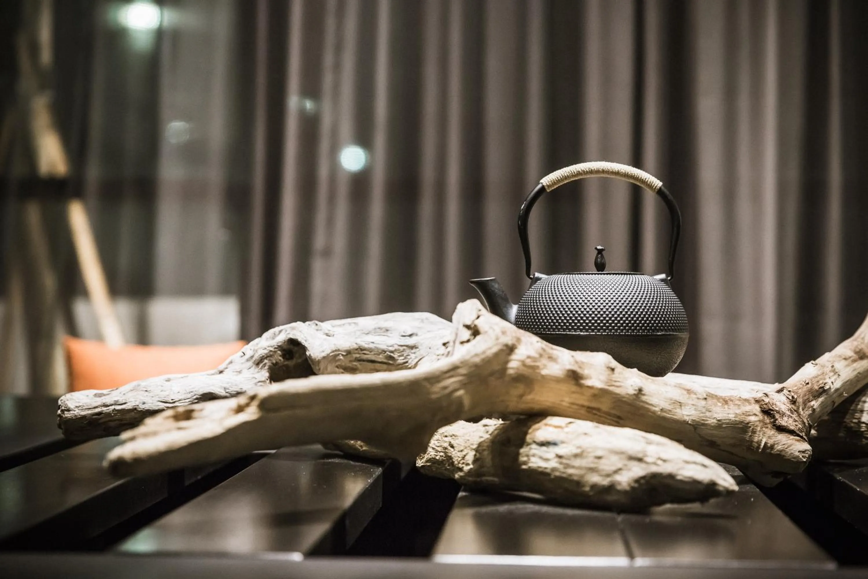 Seating area in Tiin Tinn - Rivershore B&B