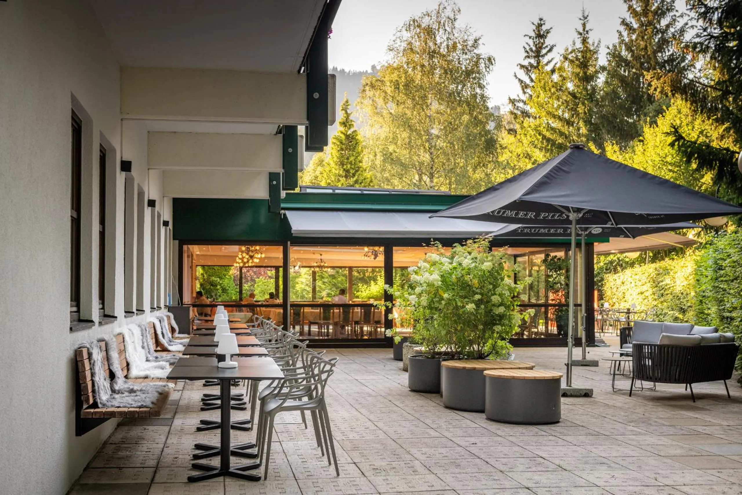 Restaurant/places to eat in Alpenland St Johann