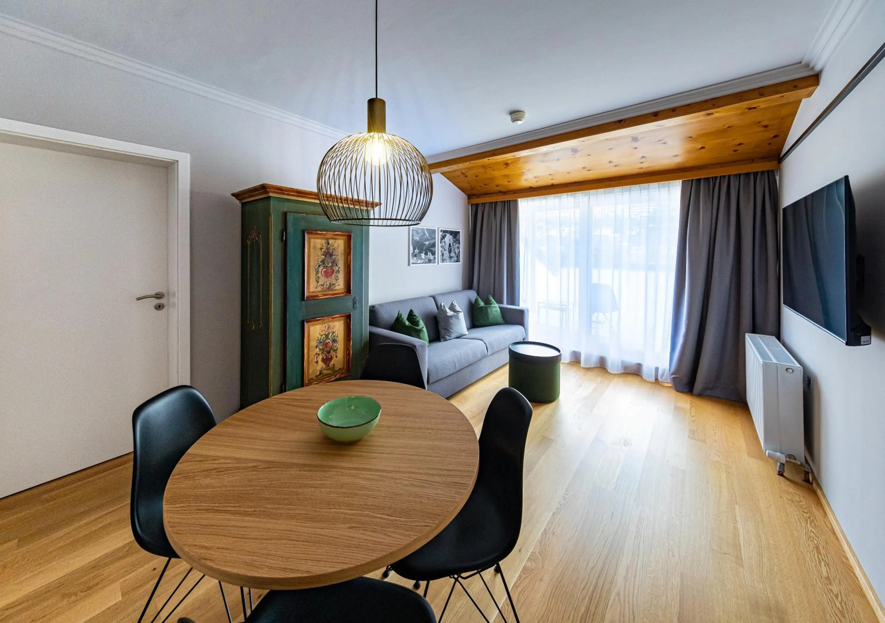 TV and multimedia in Alpenland St Johann