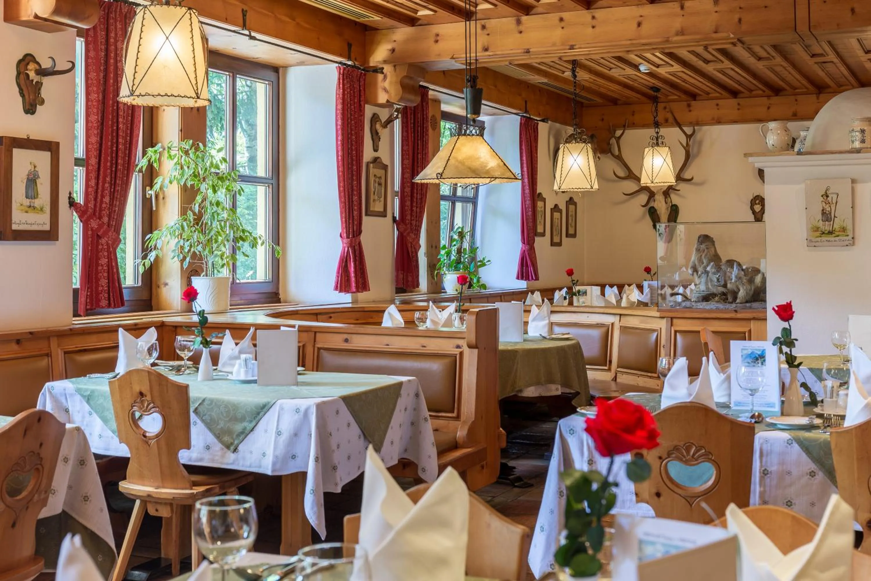 Restaurant/places to eat in Alpenland St Johann