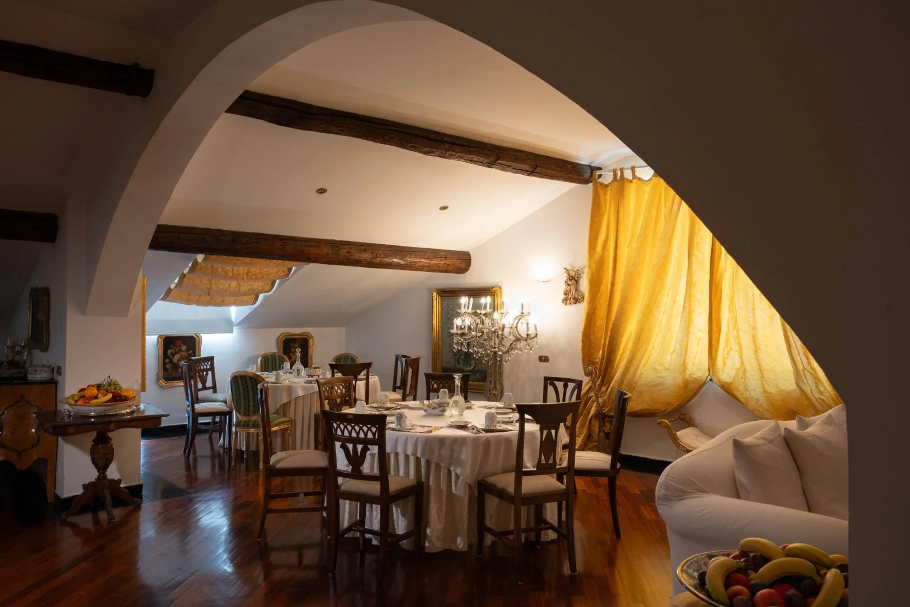 Breakfast in Morali Palace