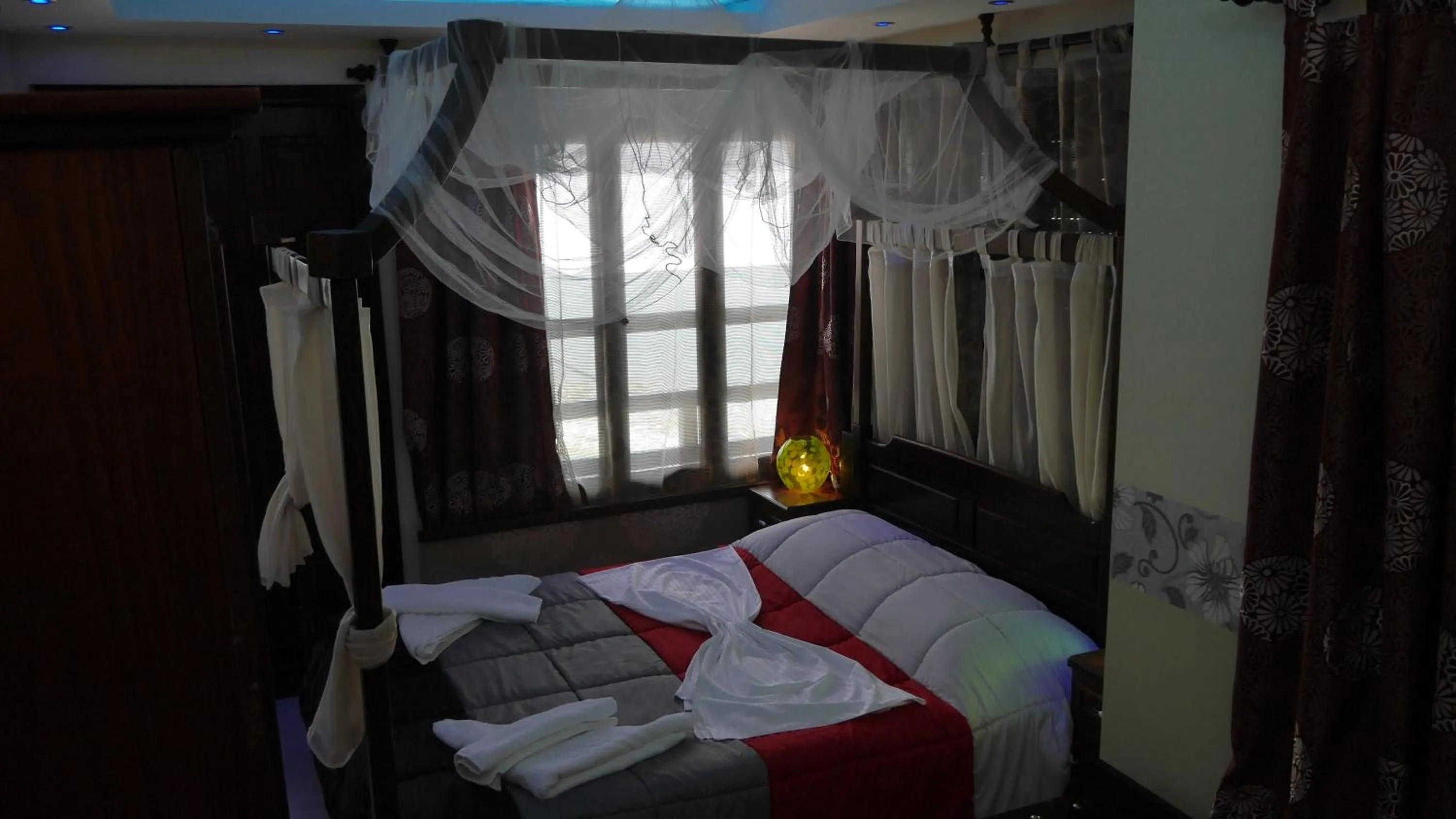 Bedroom, Bed in Blue Sea Beach Hotel