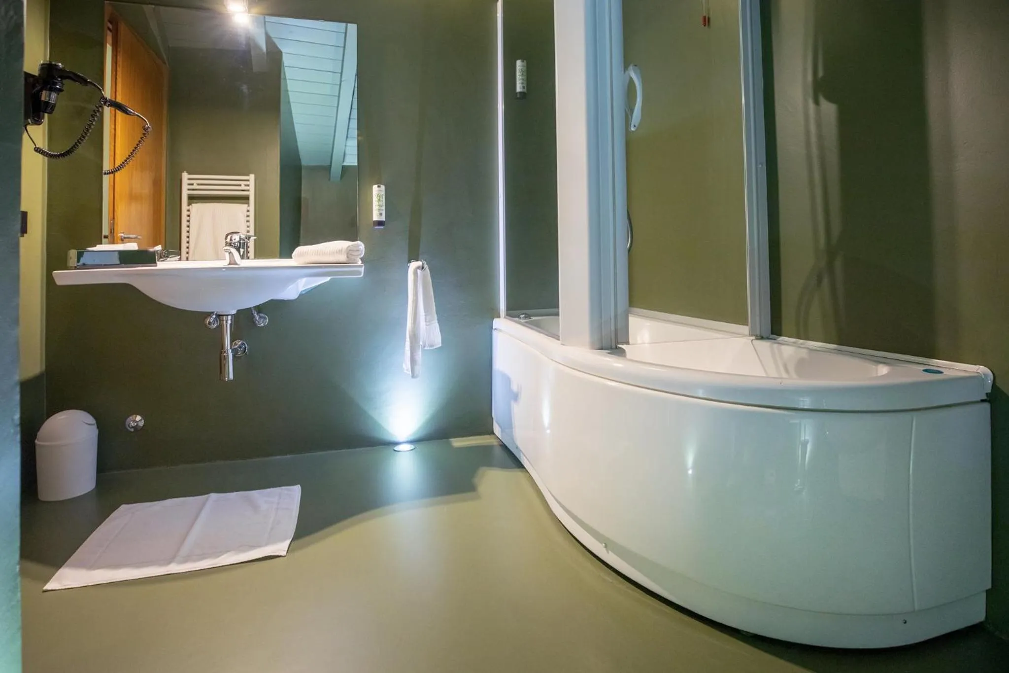 Bathroom in Albergo La Braseria