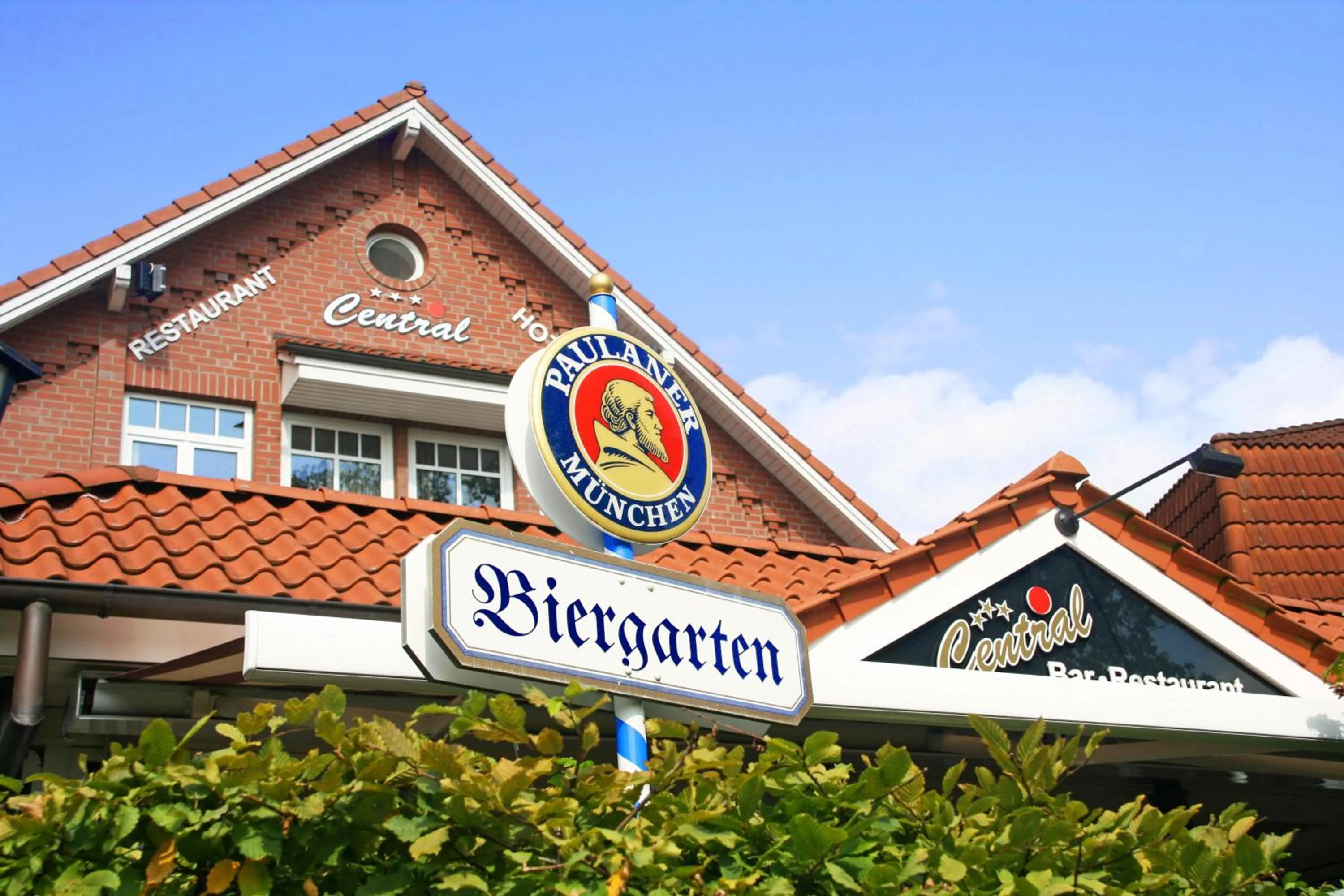 Facade/entrance in Hotel Central