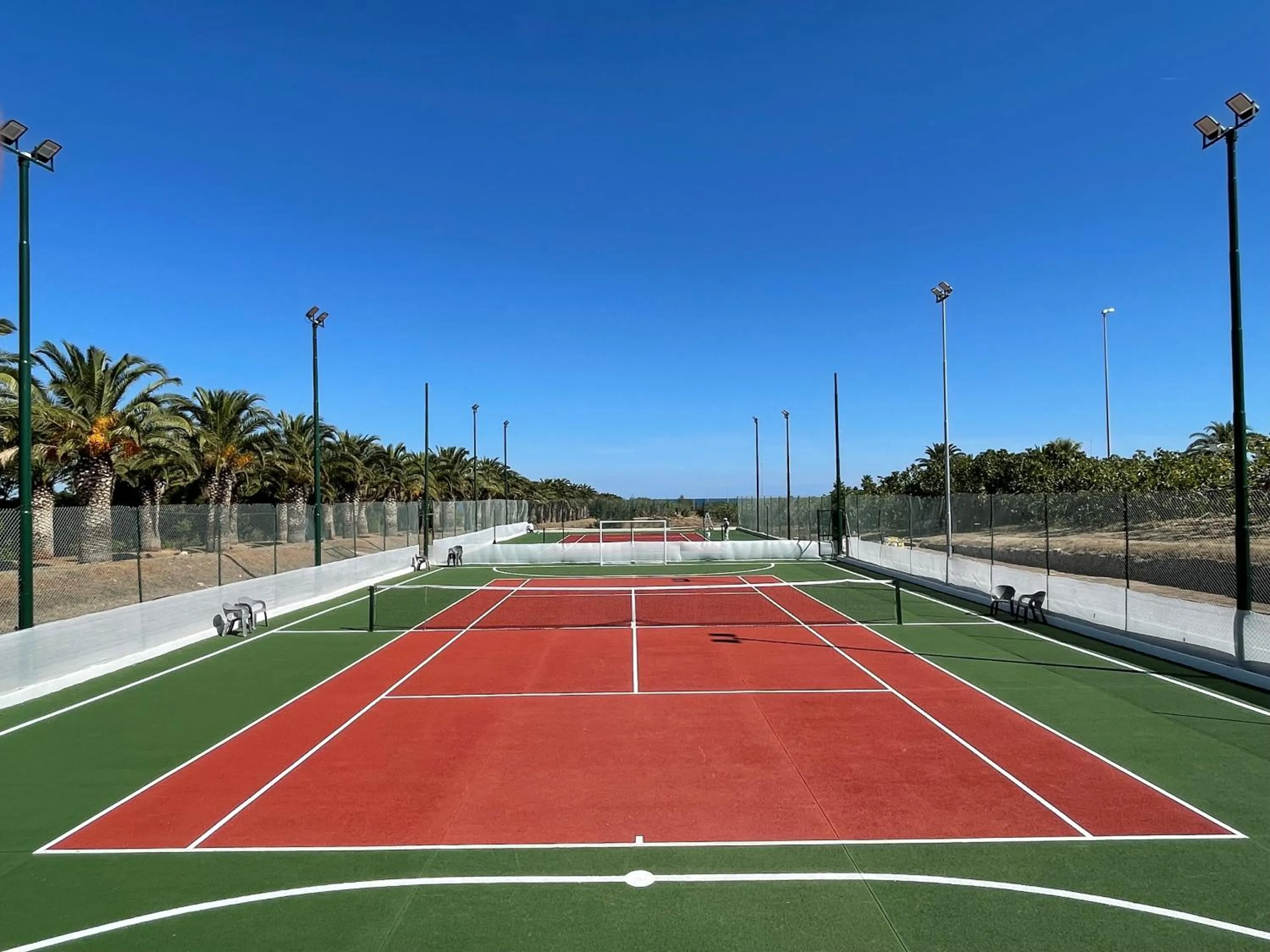 Tennis court in Grand Hotel Masseria Santa Lucia