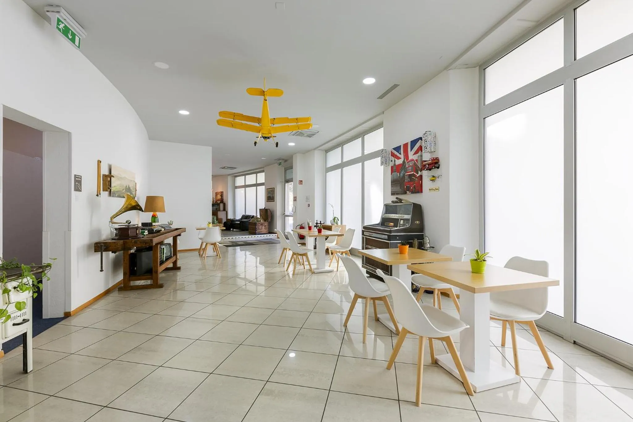 Lobby or reception in GuestHouse Lugano Center by LR