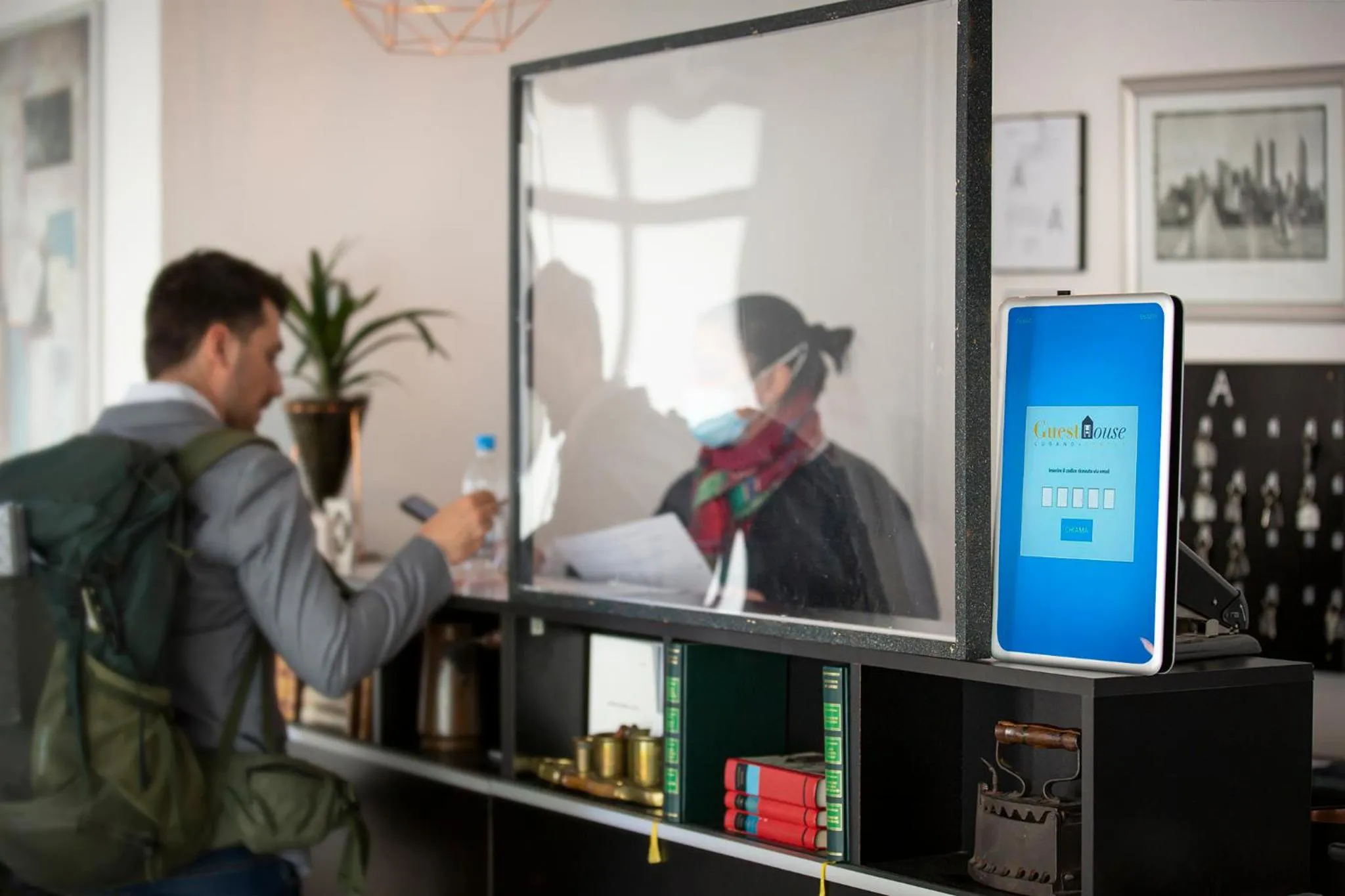 Lobby or reception in GuestHouse Lugano Center by LR