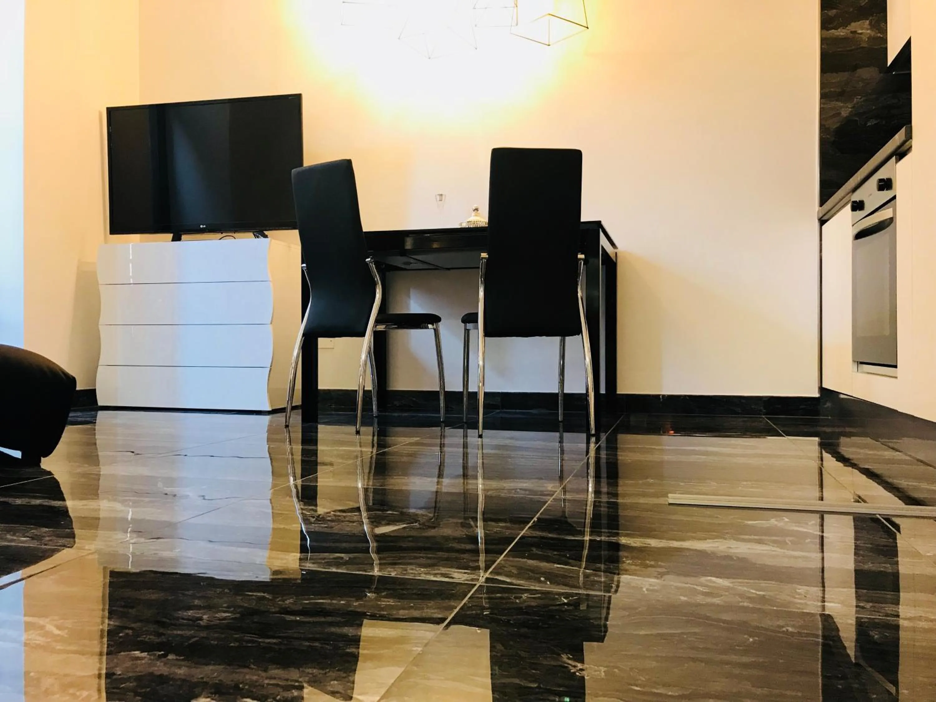 Kitchen or kitchenette in Loft Sirmione