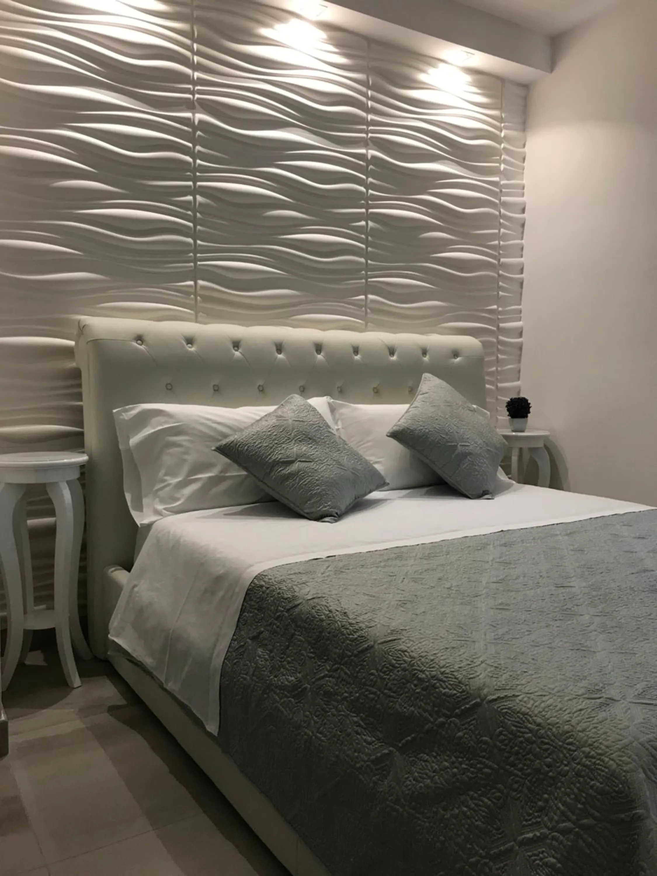 Bed in Loft Sirmione