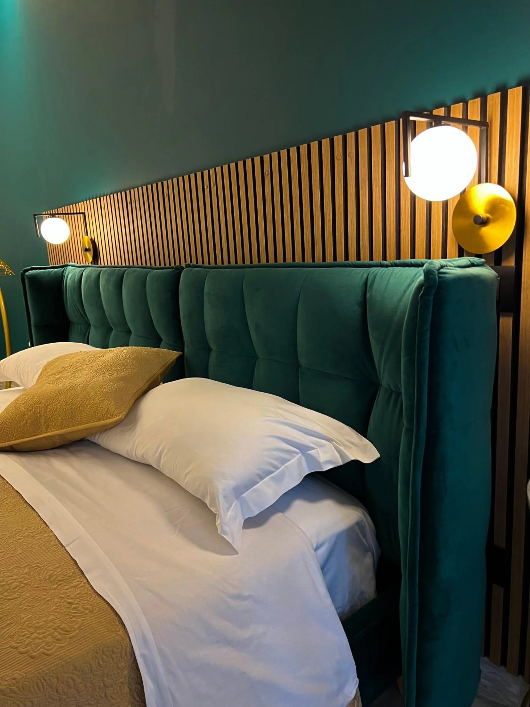 Bed in Loft Sirmione