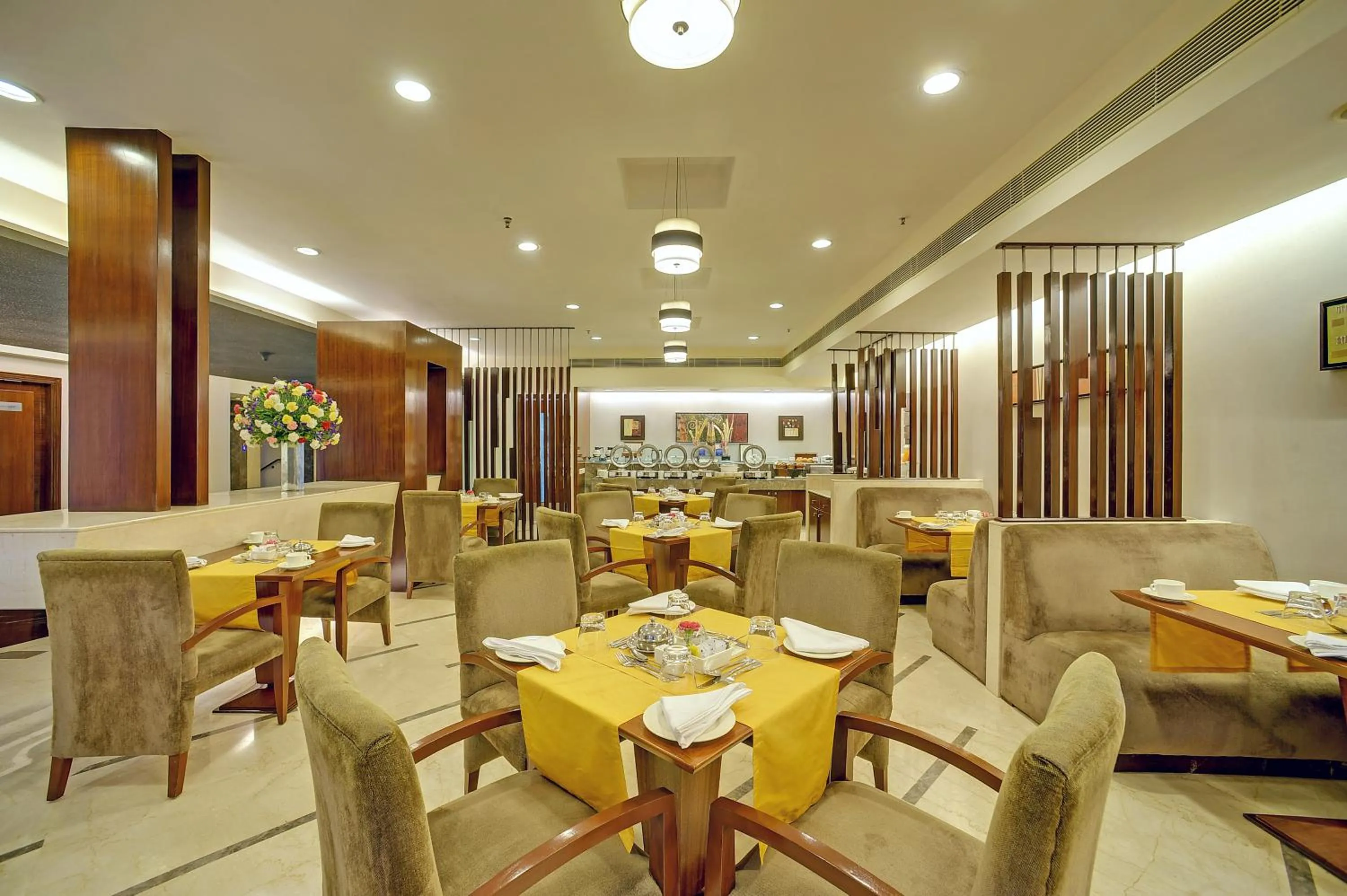 Restaurant/places to eat in Muse Sarovar Portico Nehru Place