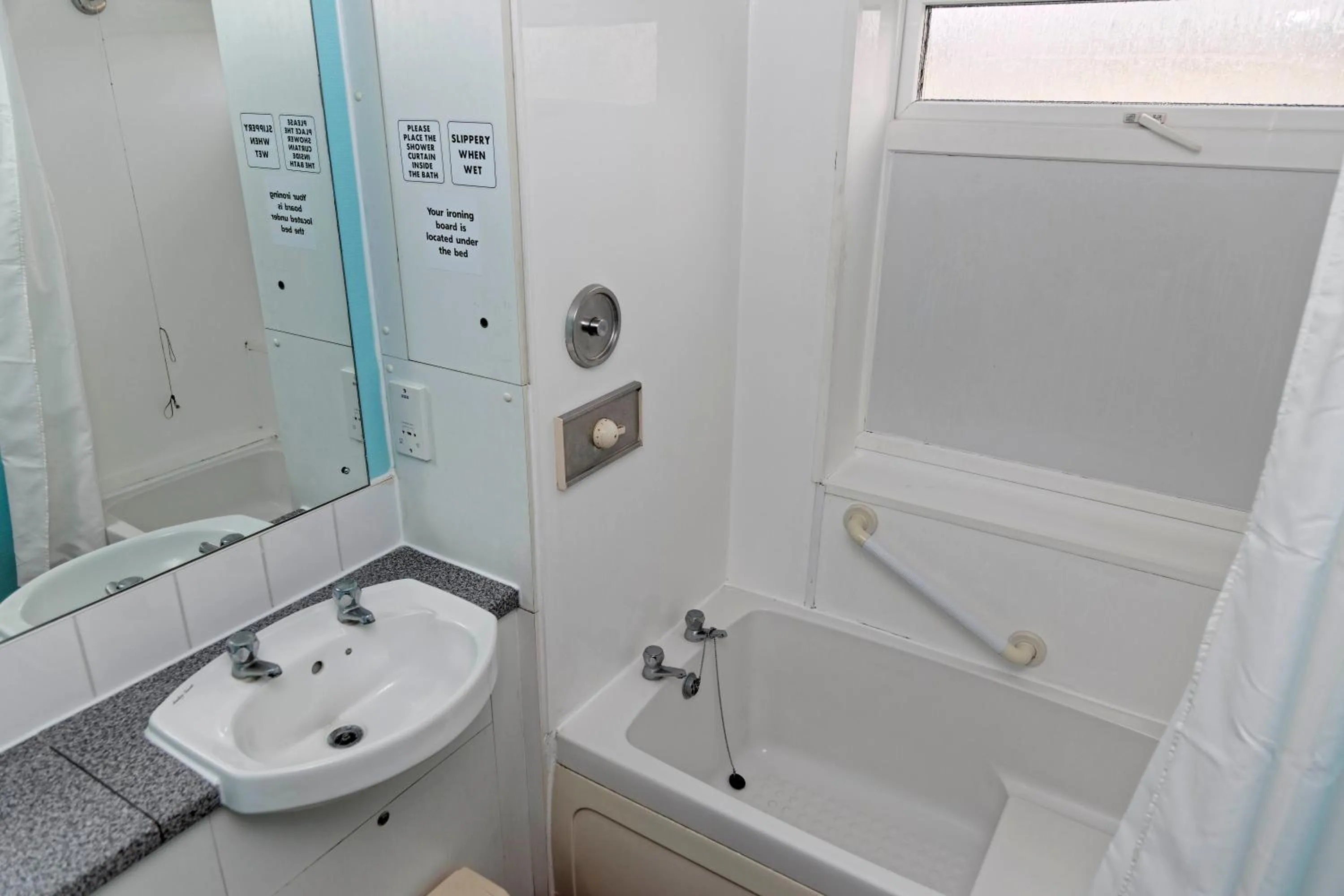 Bathroom in Pakefield Holiday Village - Adults Only