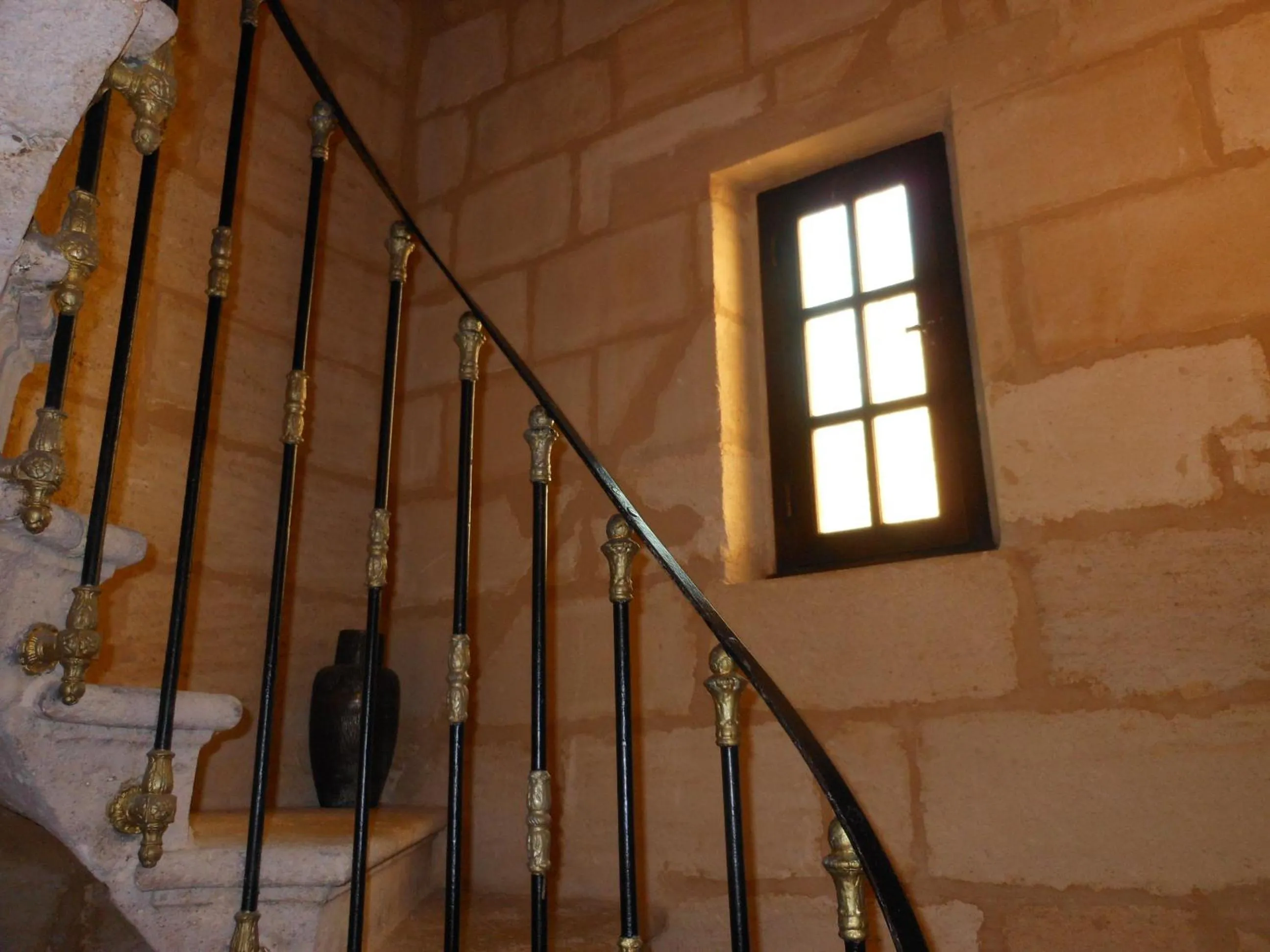 Decorative detail in Les Logis du Roy