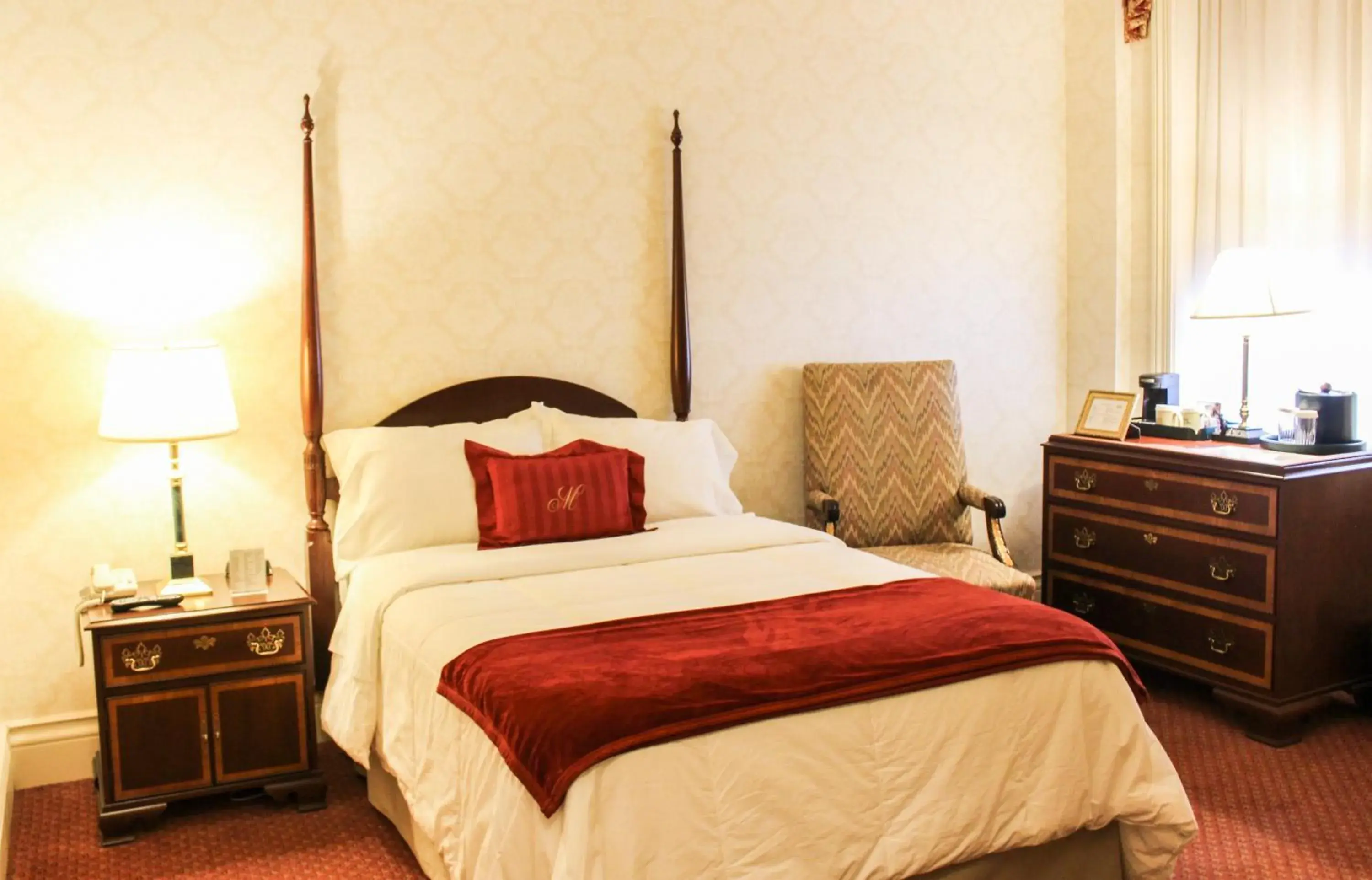 Double Room - Disability Access in General Morgan Inn Double Room - Disability Access in General Morgan Inn