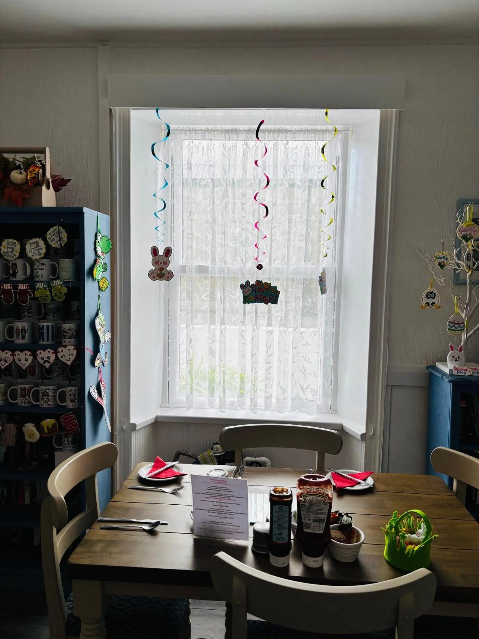 Breakfast in Carnson House