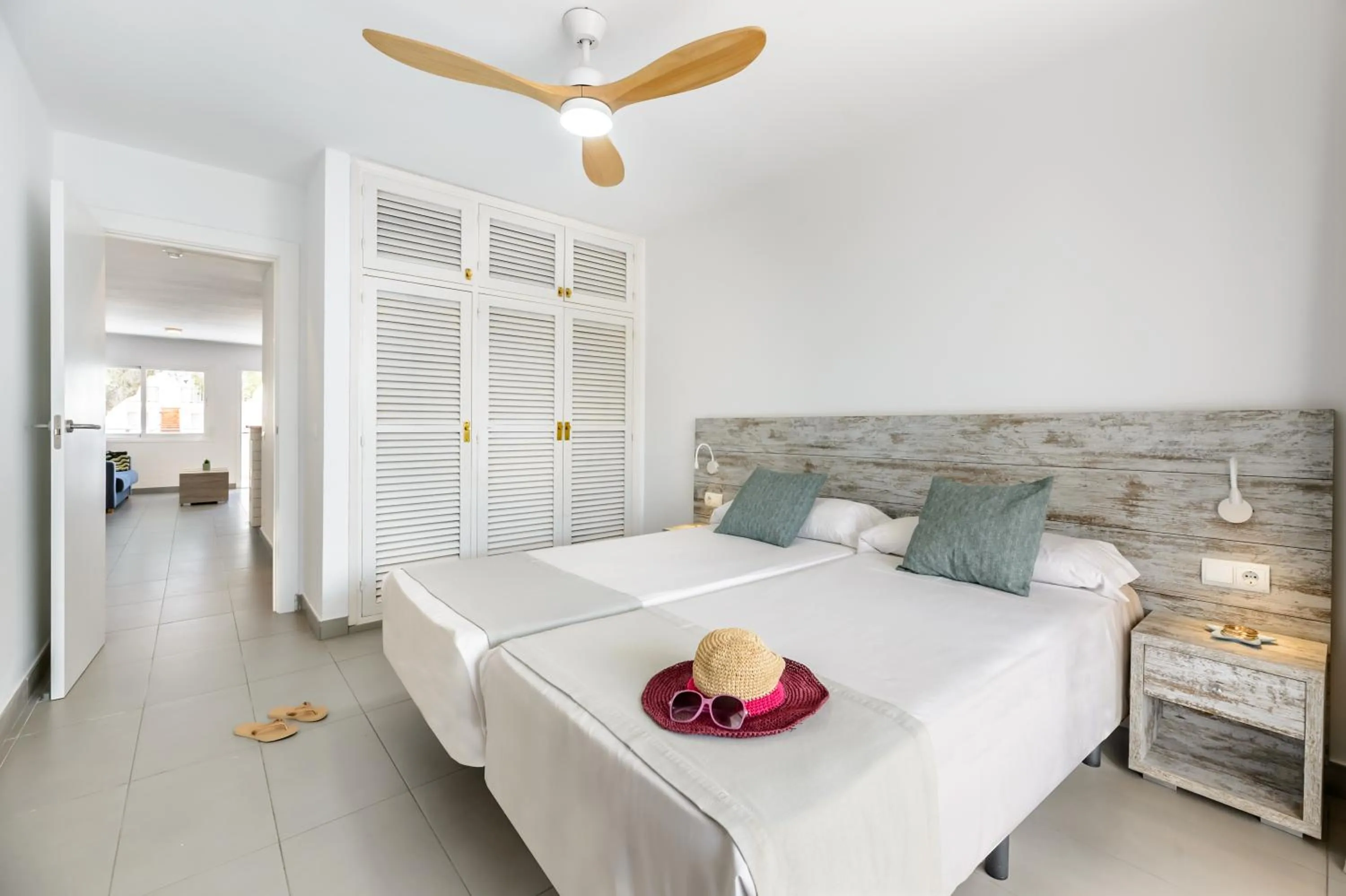 Bed in Apartamentos Vibra Riviera